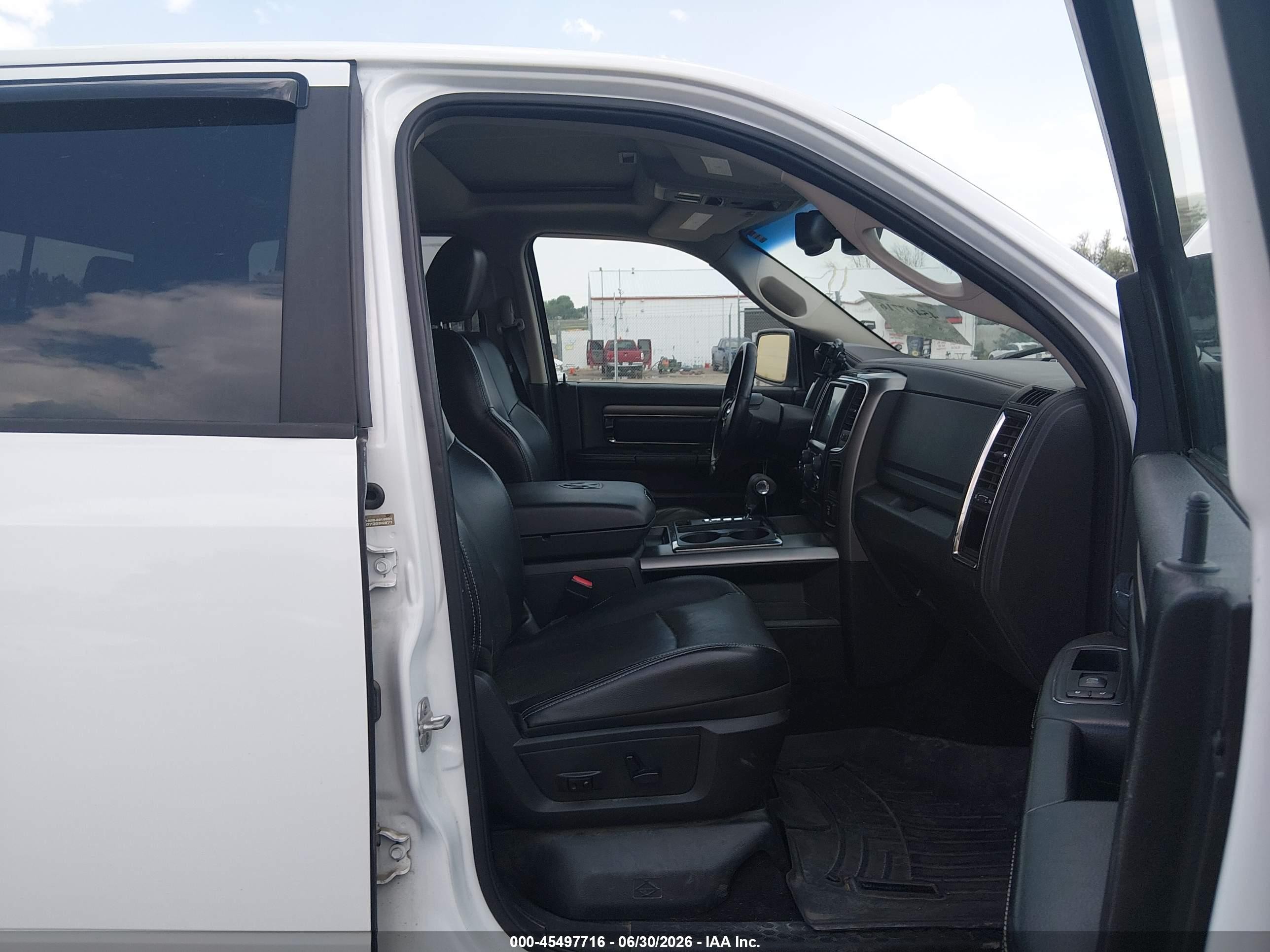 2013 Ram 1500 Sport Yellow vin: 1C6RR7MT1DS708902