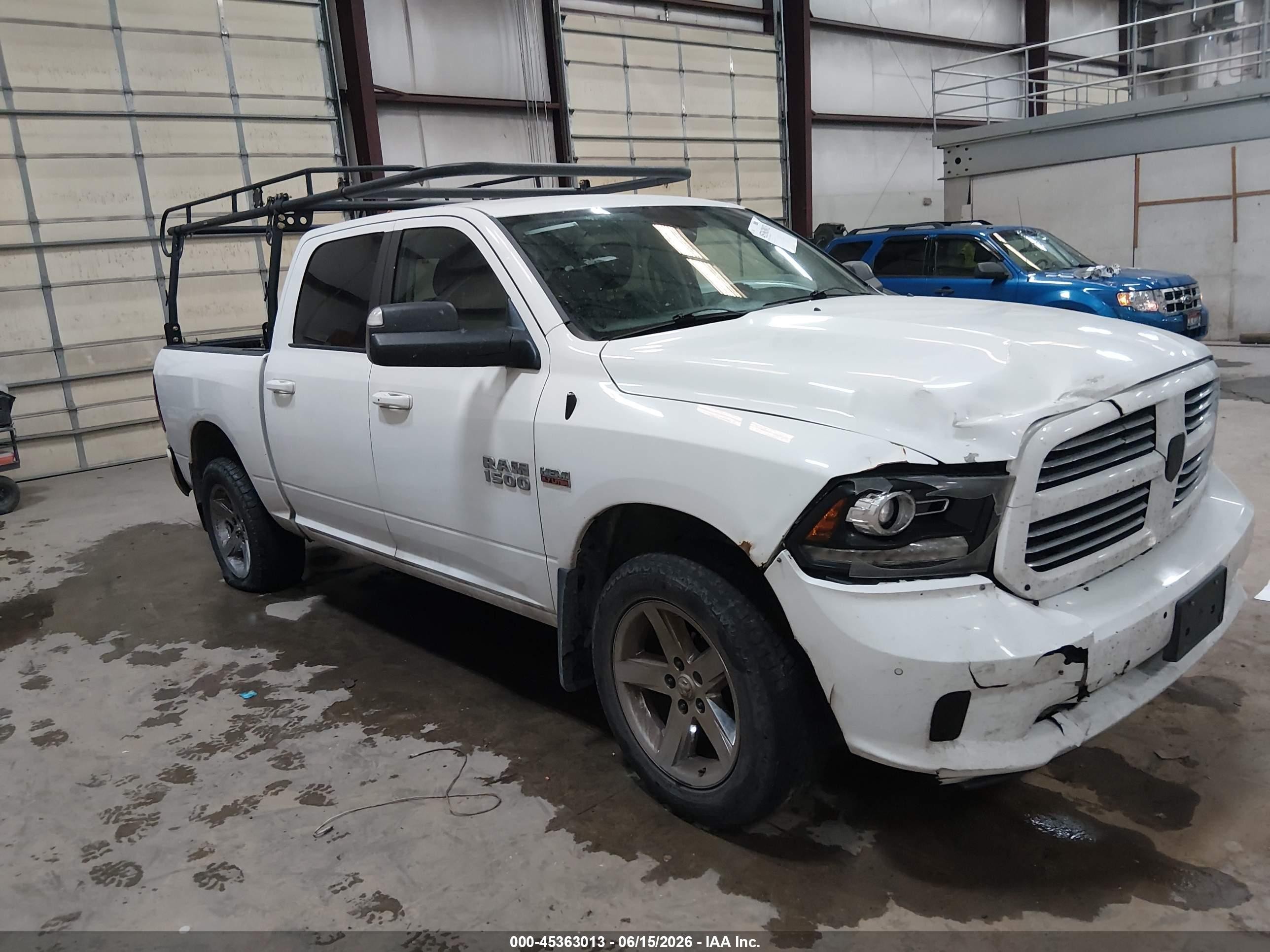 2014 Ram 1500 Sport White vin: 1C6RR7MT1ES184040