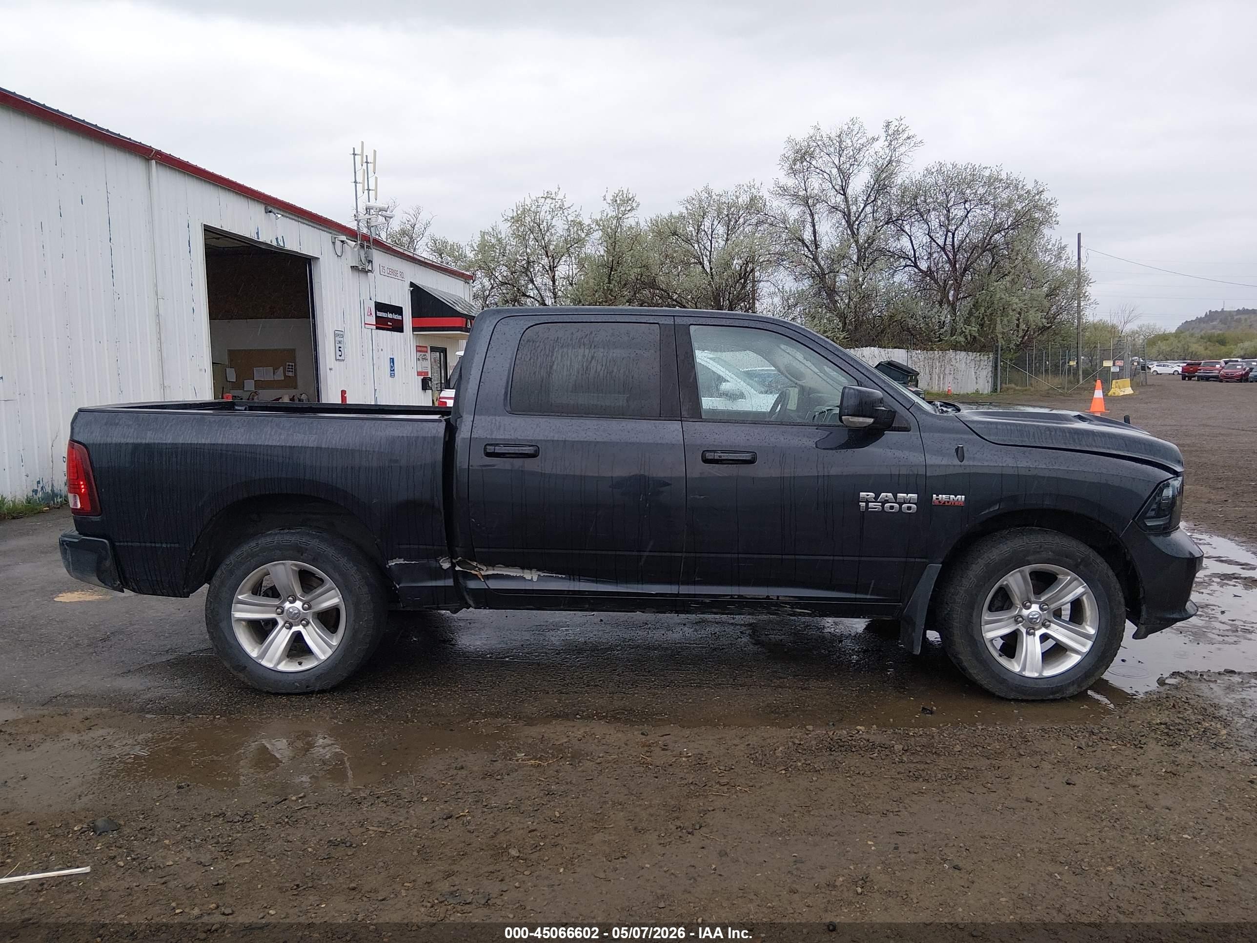 2015 Ram 1500 Sport Серый vin: 1C6RR7MT1FS518925