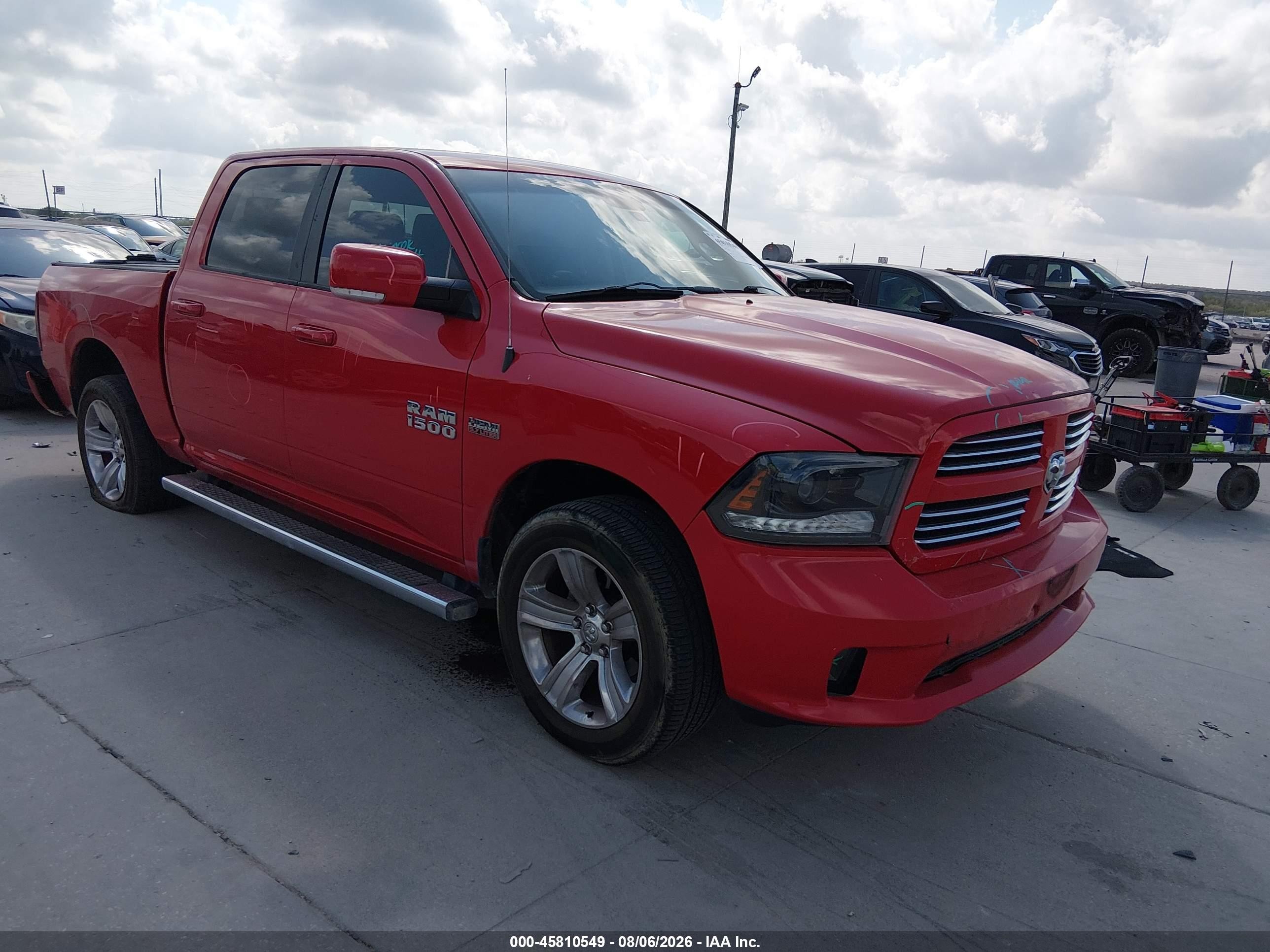 2015 Ram 1500 Sport Red vin: 1C6RR7MT1FS642807