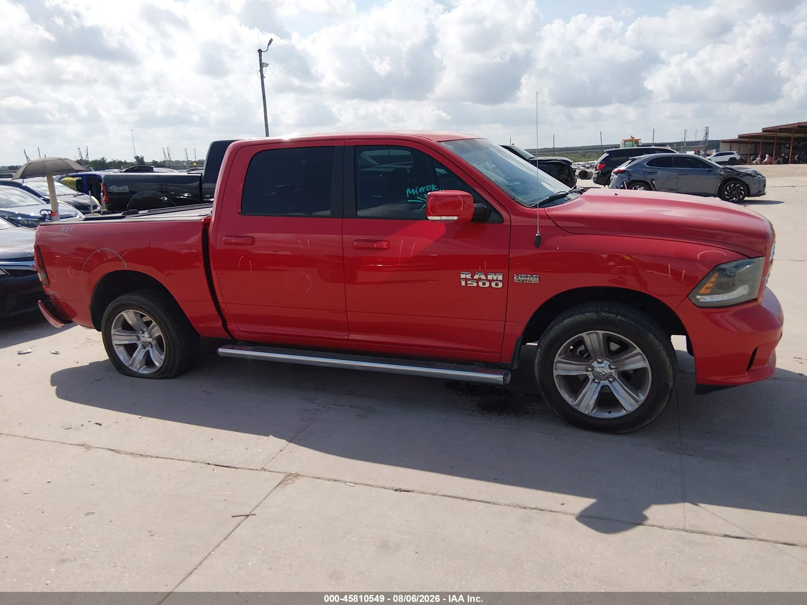 2015 Ram 1500 Sport Red vin: 1C6RR7MT1FS642807