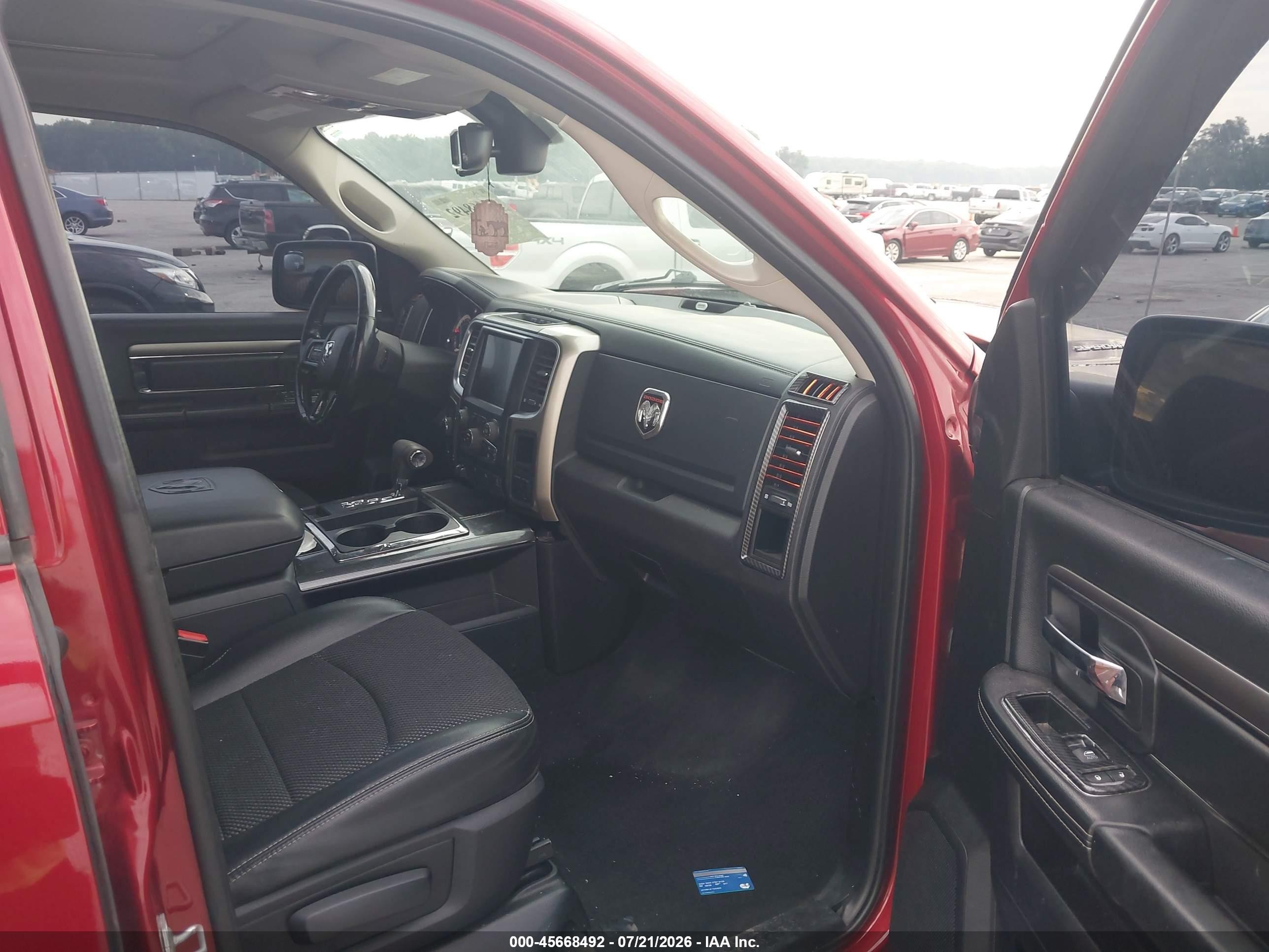 2013 Ram 1500 Sport Red vin: 1C6RR7MT2DS536220