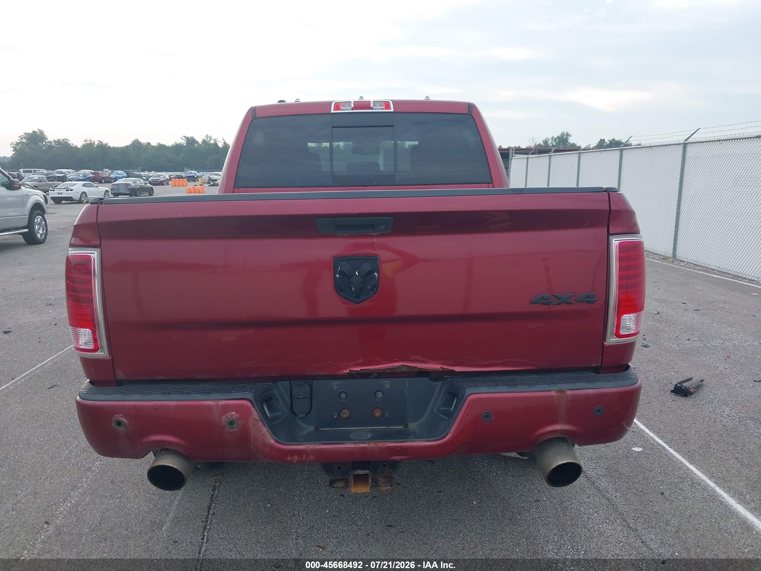2013 Ram 1500 Sport Red vin: 1C6RR7MT2DS536220