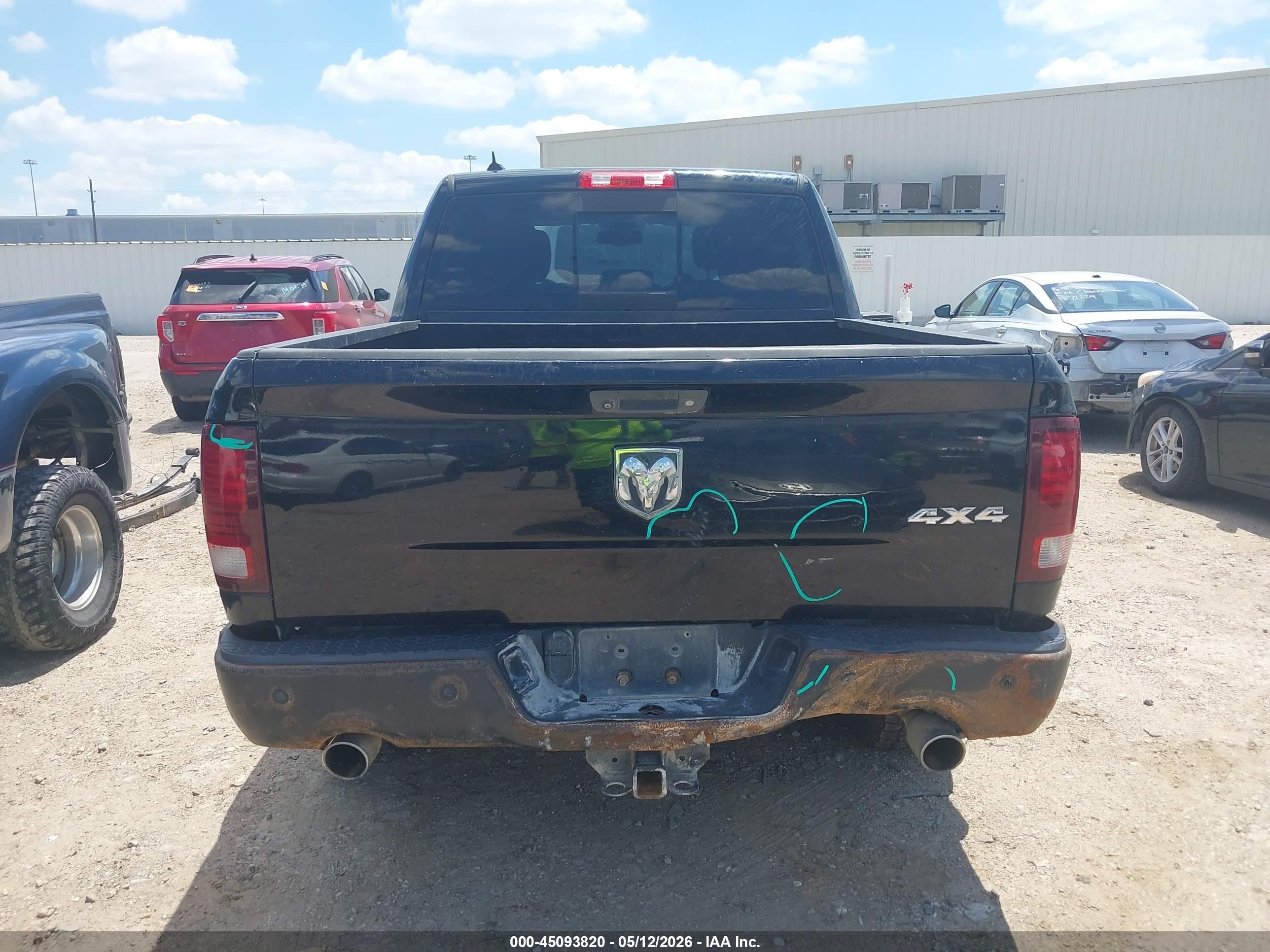 2013 Ram 1500 Sport Черный vin: 1C6RR7MT2DS561554