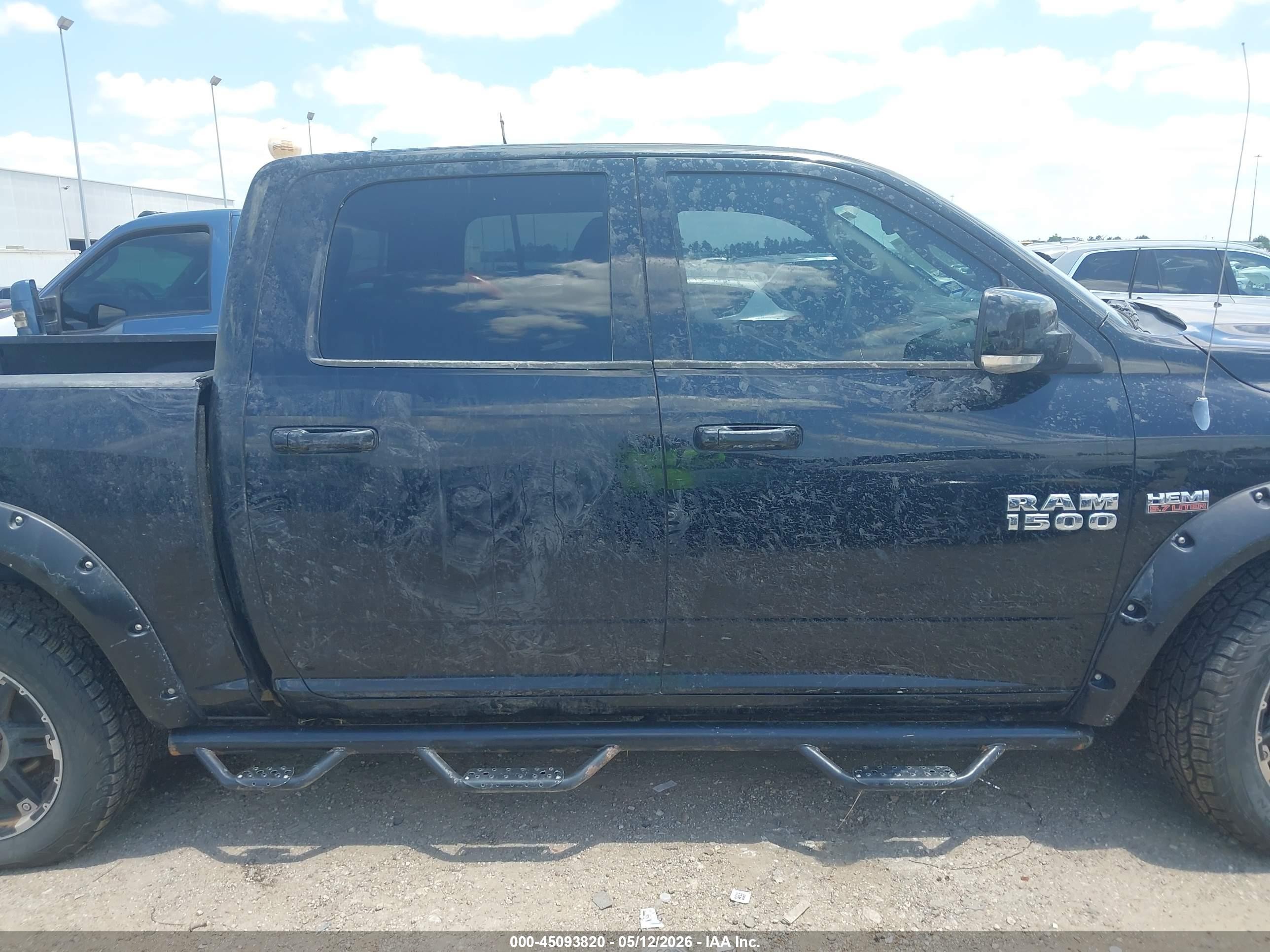 2013 Ram 1500 Sport Черный vin: 1C6RR7MT2DS561554