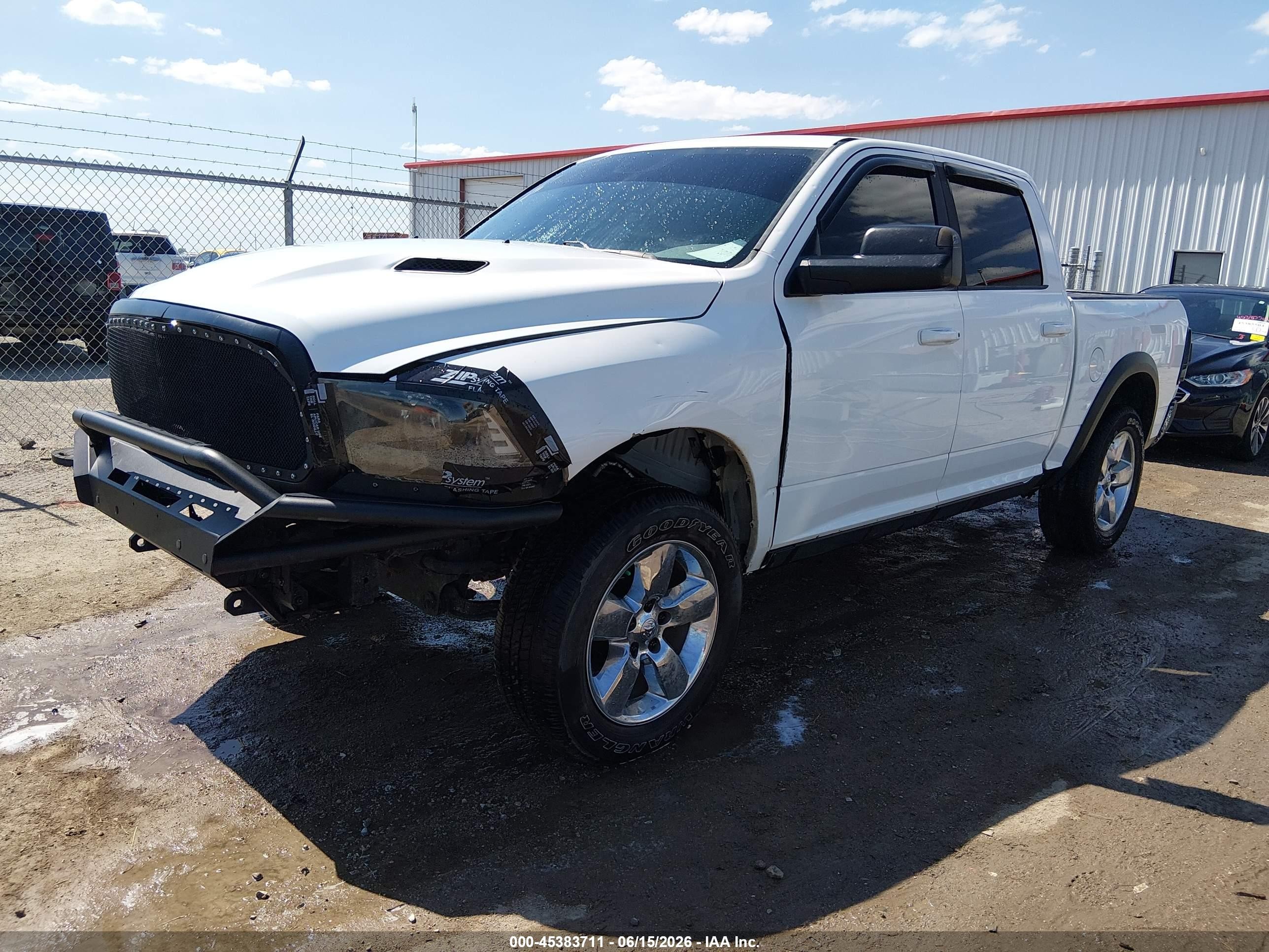 2014 Ram 1500 Sport White vin: 1C6RR7MT3ES192155