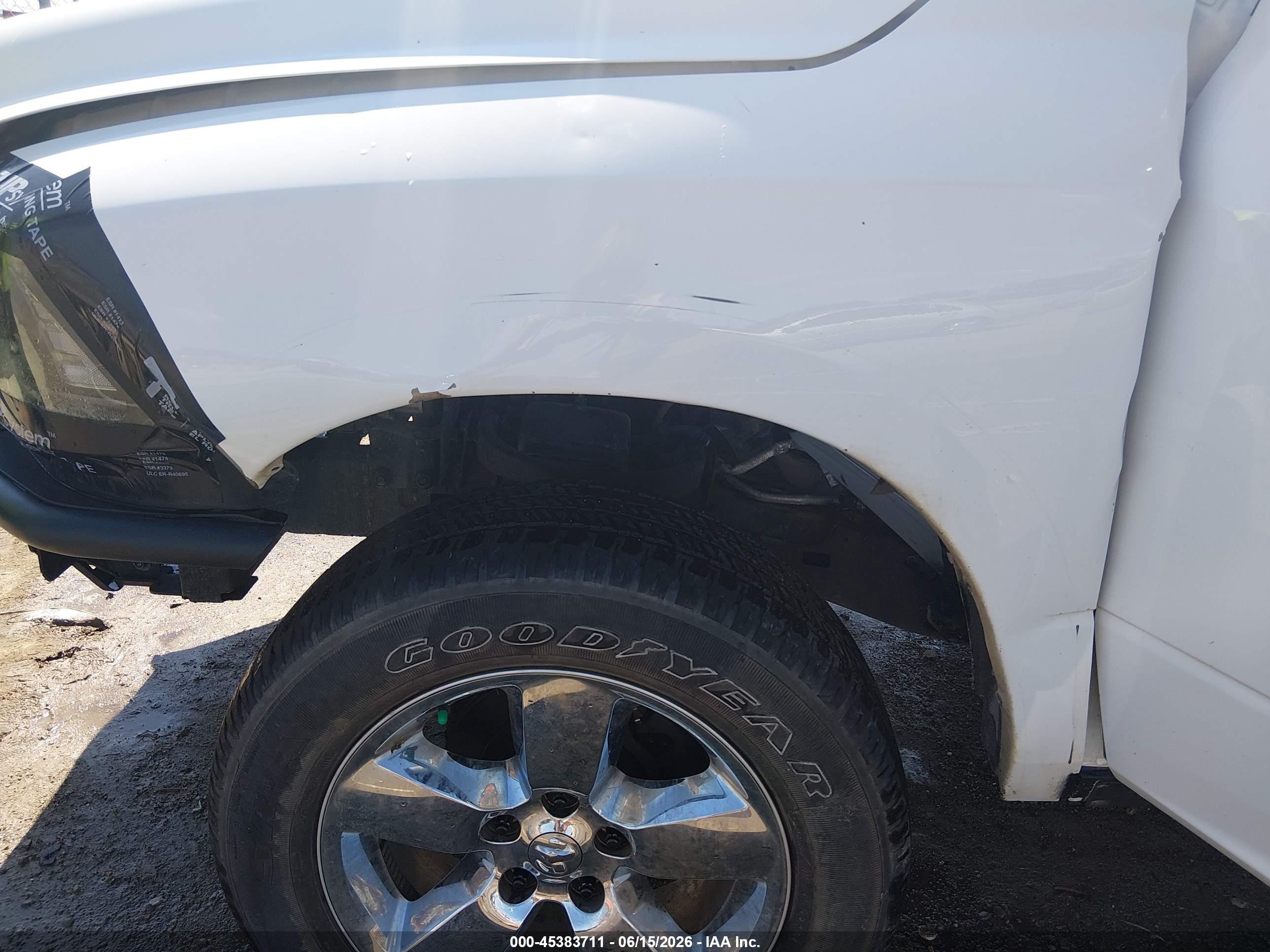 2014 Ram 1500 Sport White vin: 1C6RR7MT3ES192155