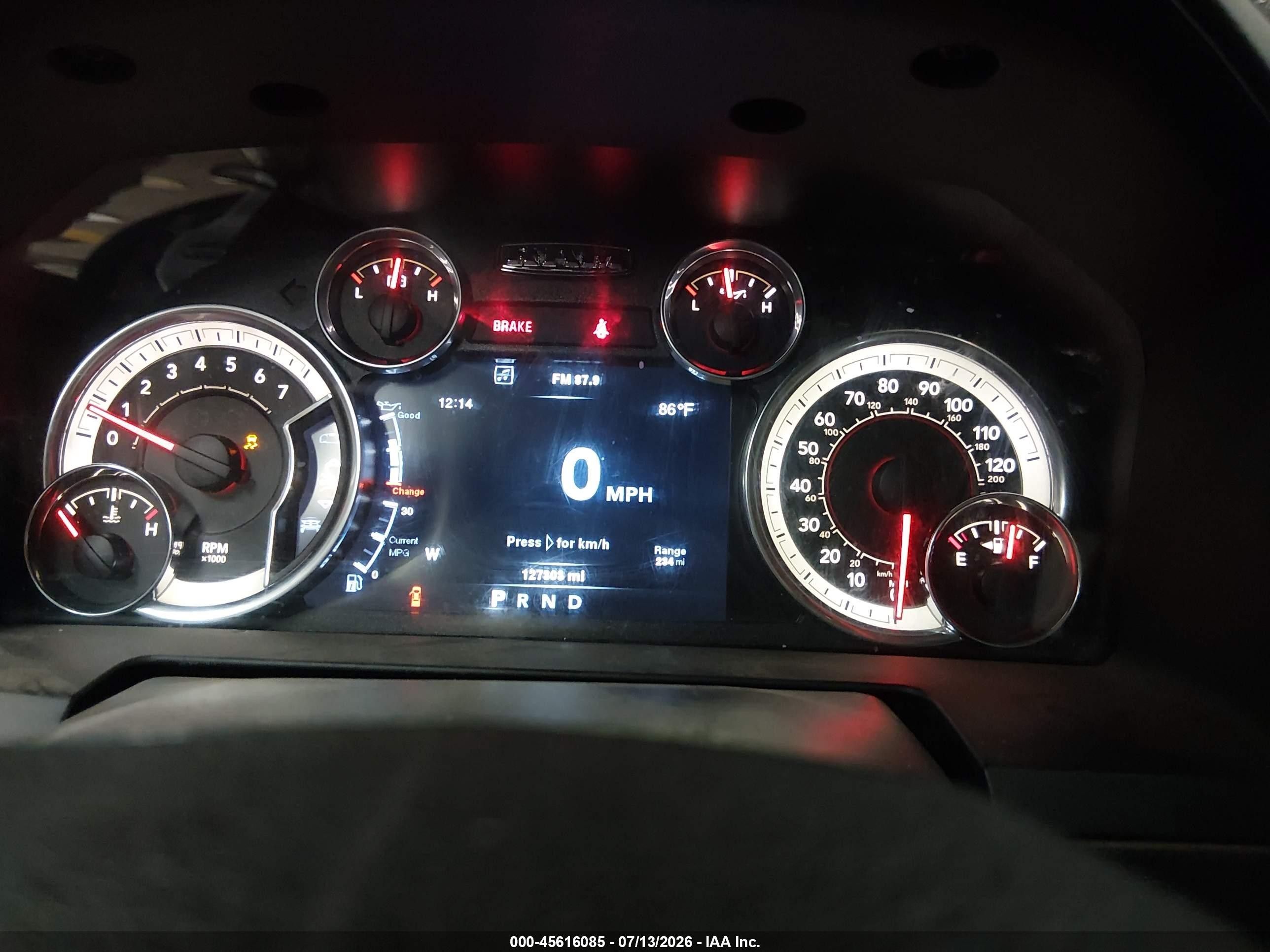 2014 Ram 1500 Sport White vin: 1C6RR7MT3ES333581