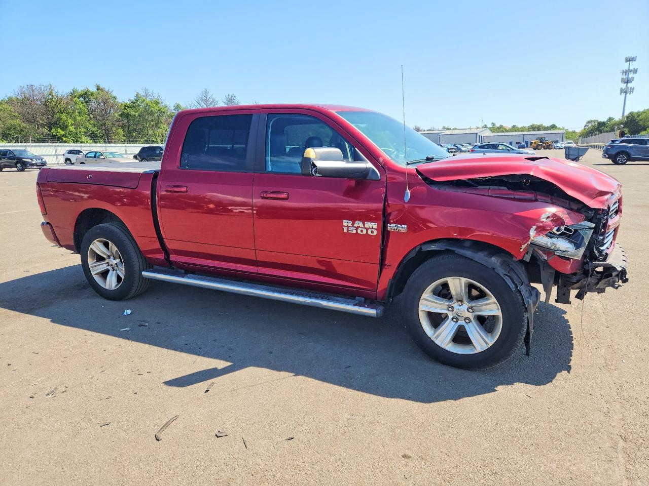 2013 Ram 1500 Sport Red vin: 1C6RR7MT4DS697930