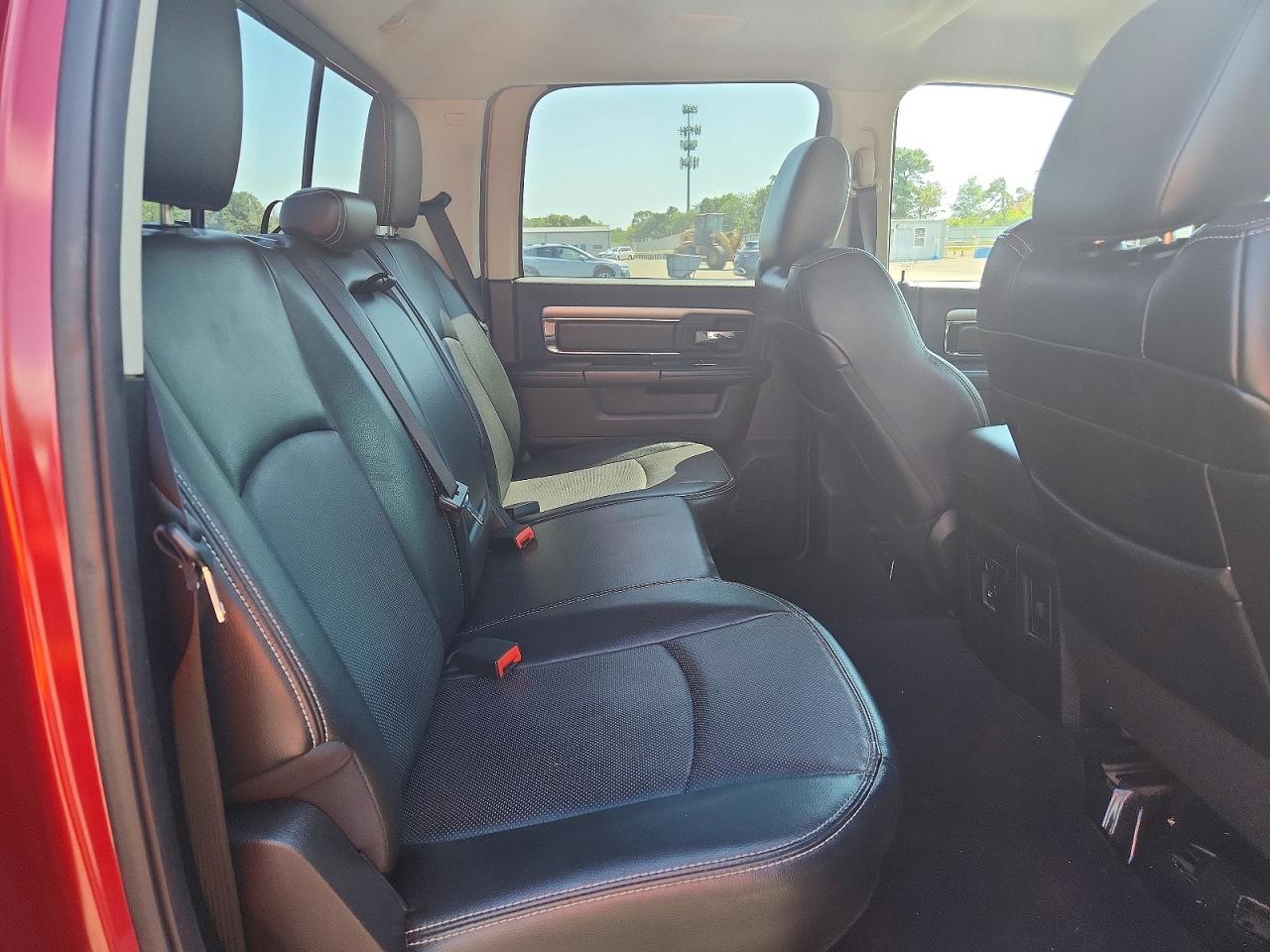 2013 Ram 1500 Sport Red vin: 1C6RR7MT4DS697930