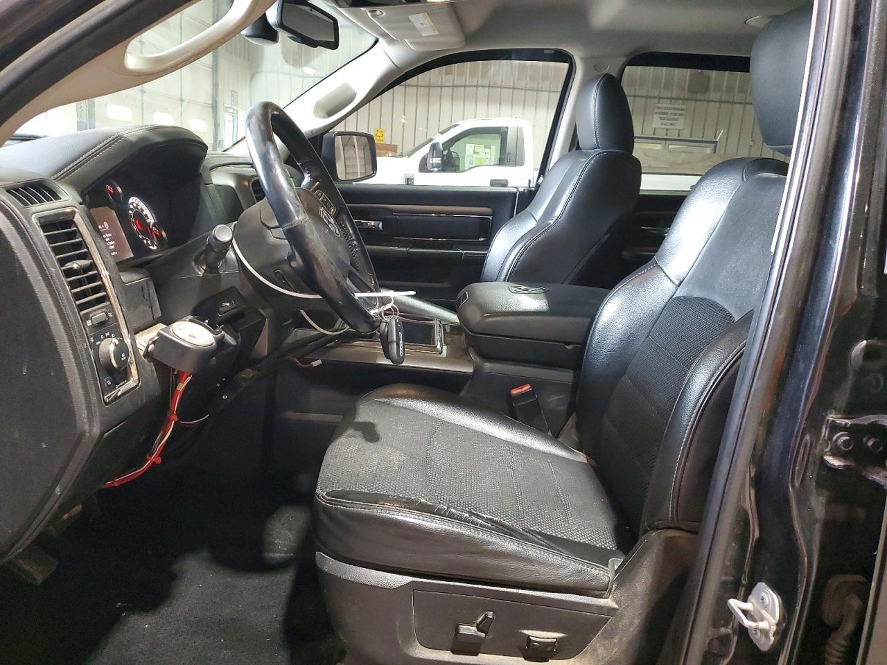 2015 Ram 1500 Sport Black vin: 1C6RR7MT5FS707397
