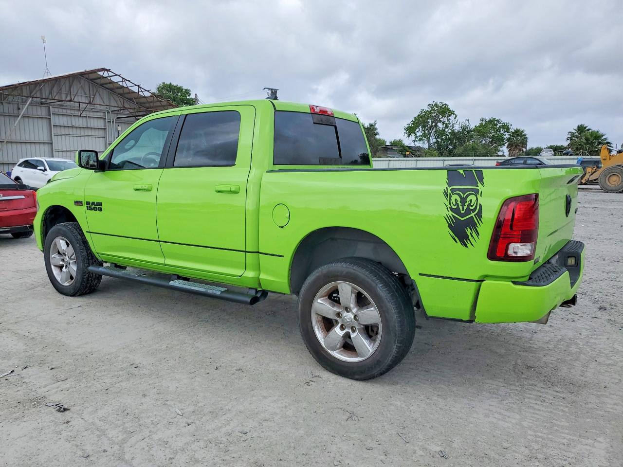 2017 Ram 1500 Sport Green vin: 1C6RR7MT5HS810371