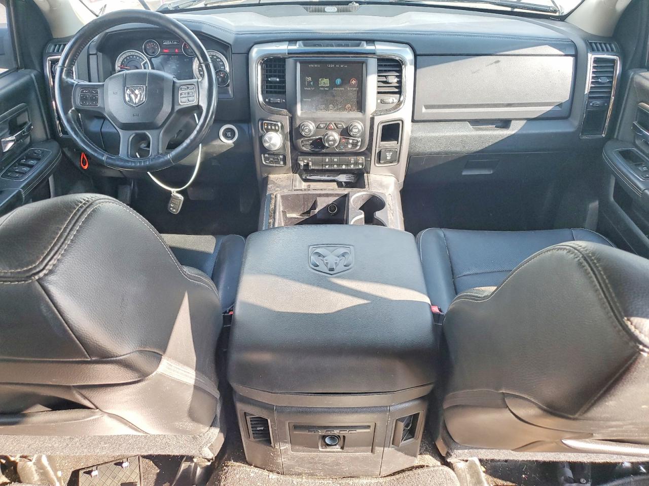 2015 Ram 1500 Sport White vin: 1C6RR7MT6FS558353