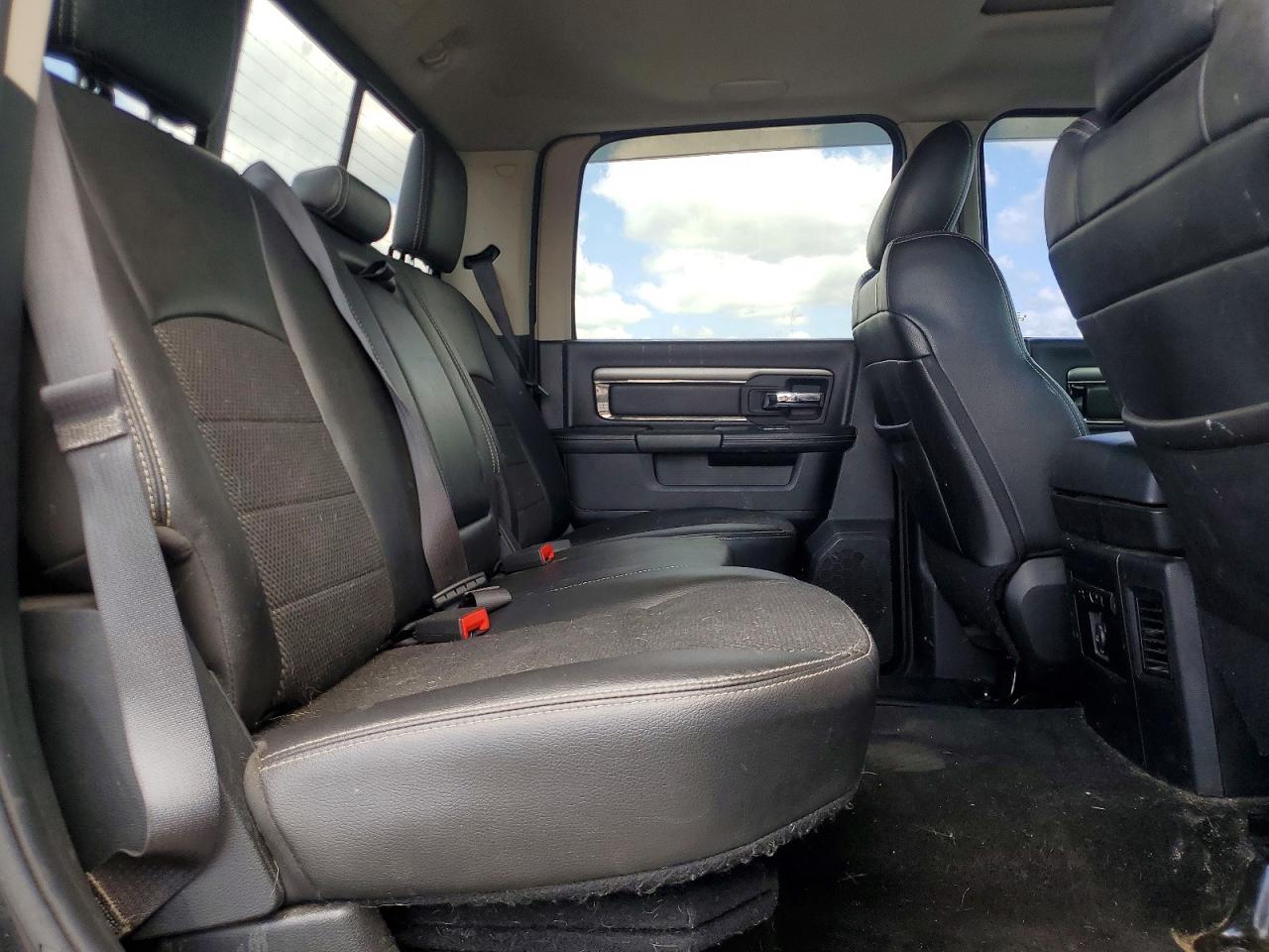 2015 Ram 1500 Sport Black vin: 1C6RR7MT6FS667721