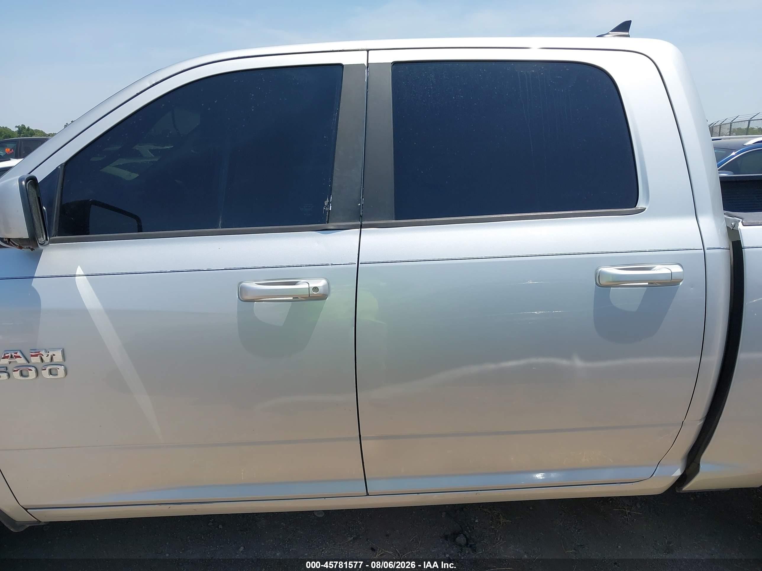 2014 Ram 1500 Sport Silver vin: 1C6RR7MT7ES110931