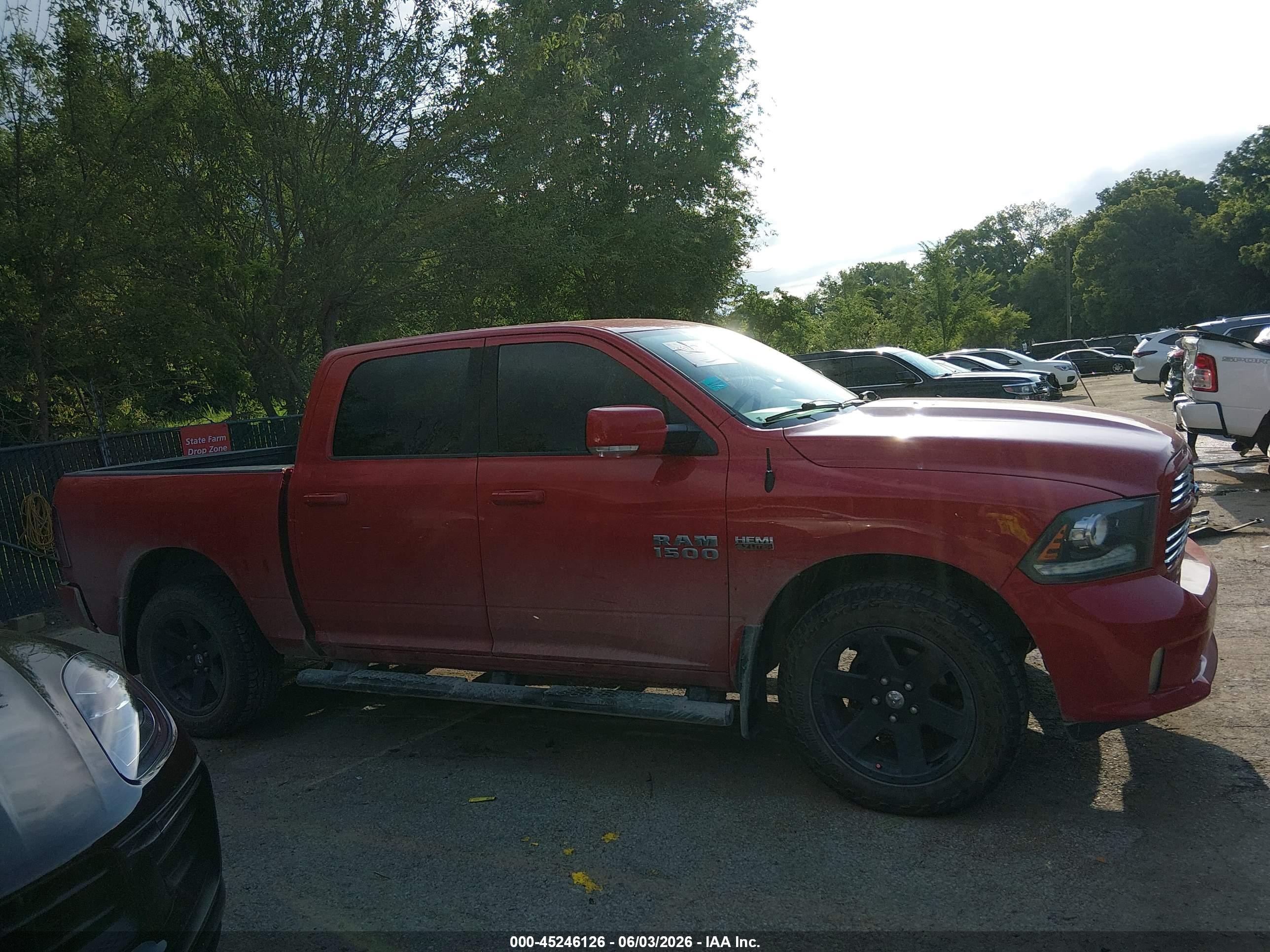 2014 Ram 1500 Sport Red vin: 1C6RR7MT7ES203027