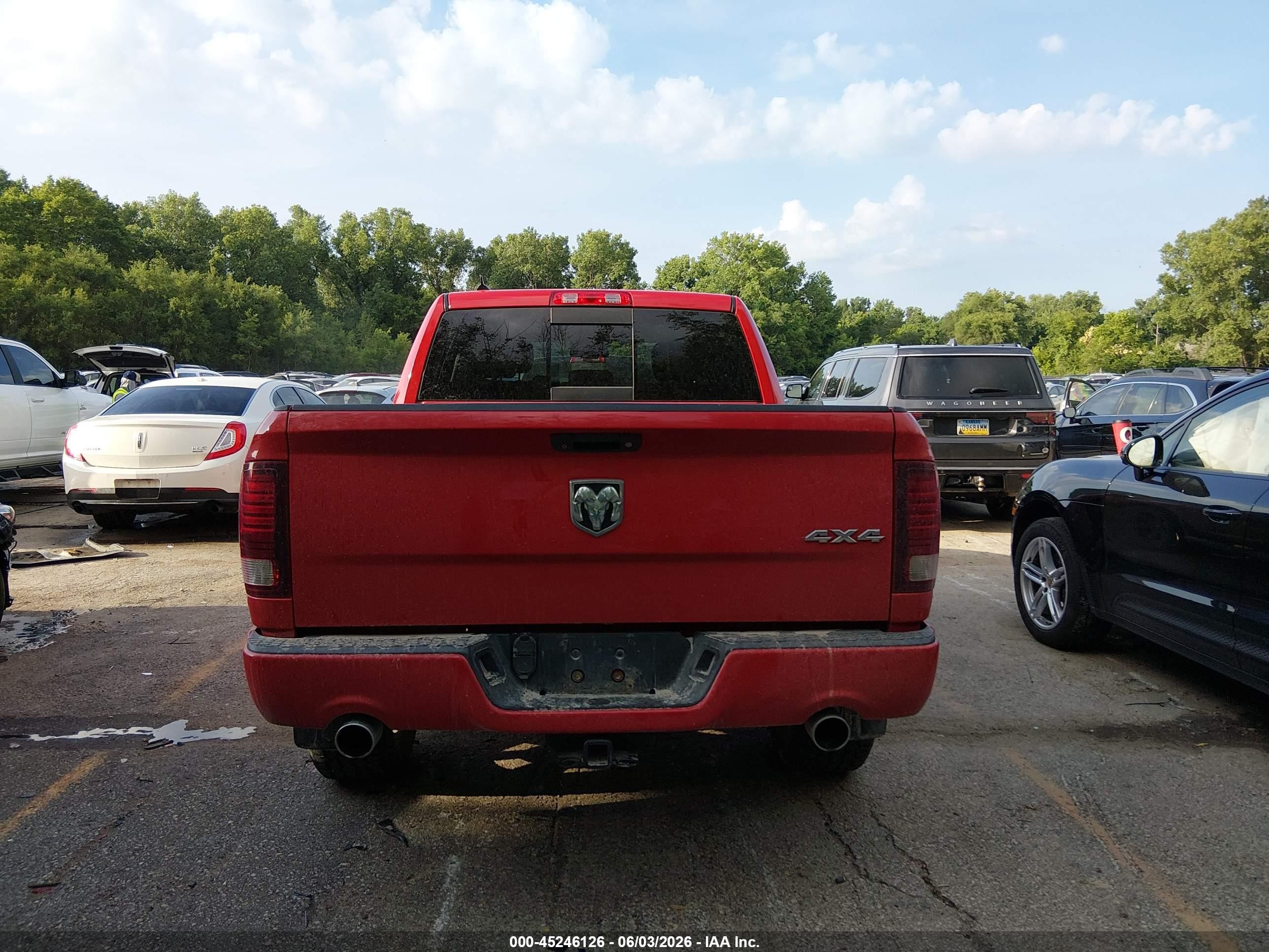 2014 Ram 1500 Sport Red vin: 1C6RR7MT7ES203027