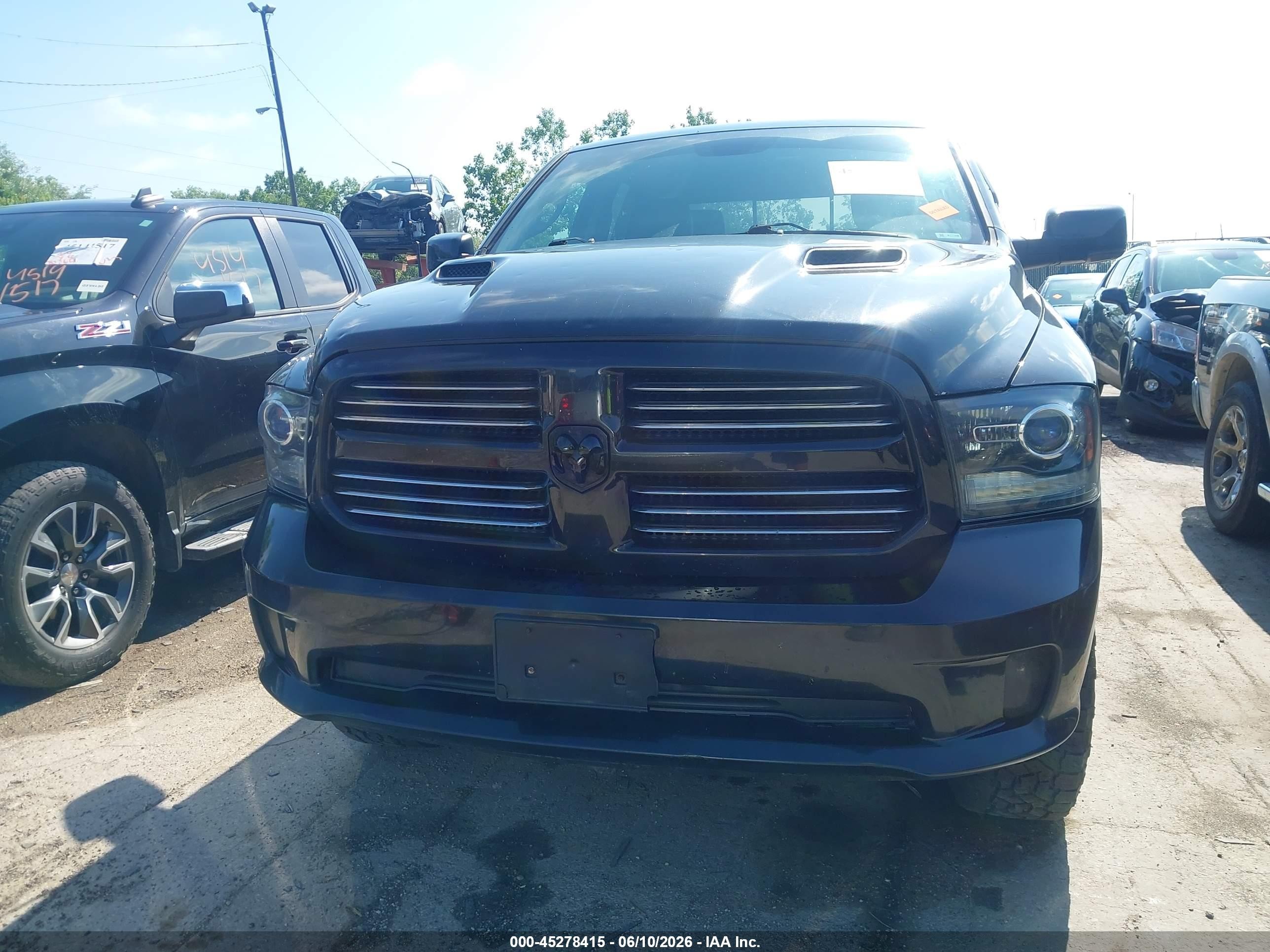 2016 Ram 1500 Sport Black vin: 1C6RR7MT7GS351696