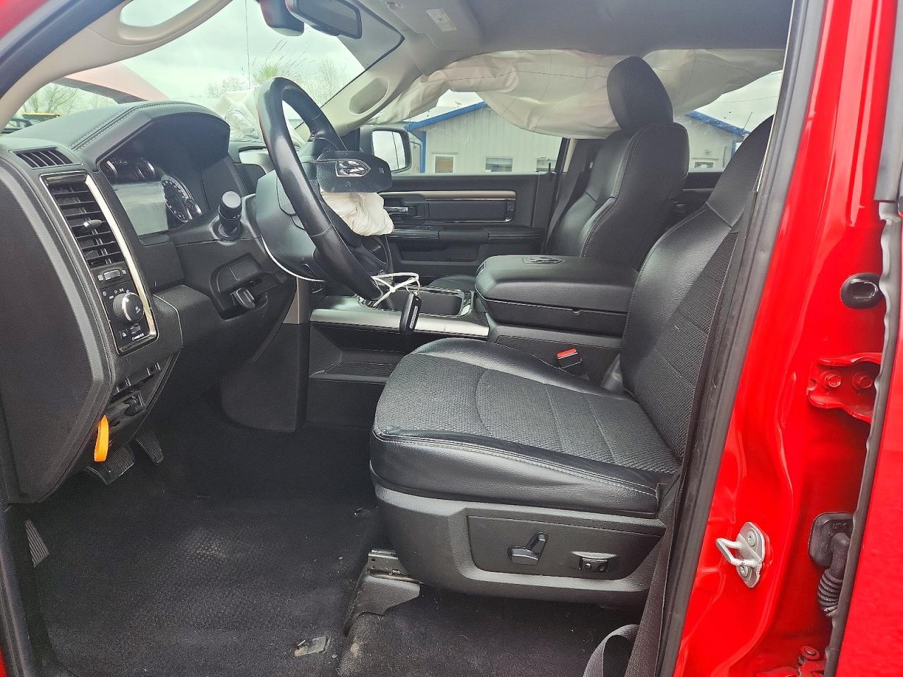 2018 Ram 1500 Sport Red vin: 1C6RR7MT7JS337367