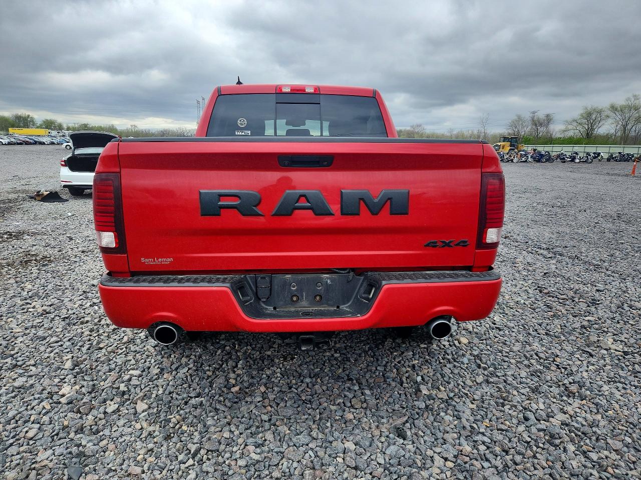 2018 Ram 1500 Sport Red vin: 1C6RR7MT7JS337367