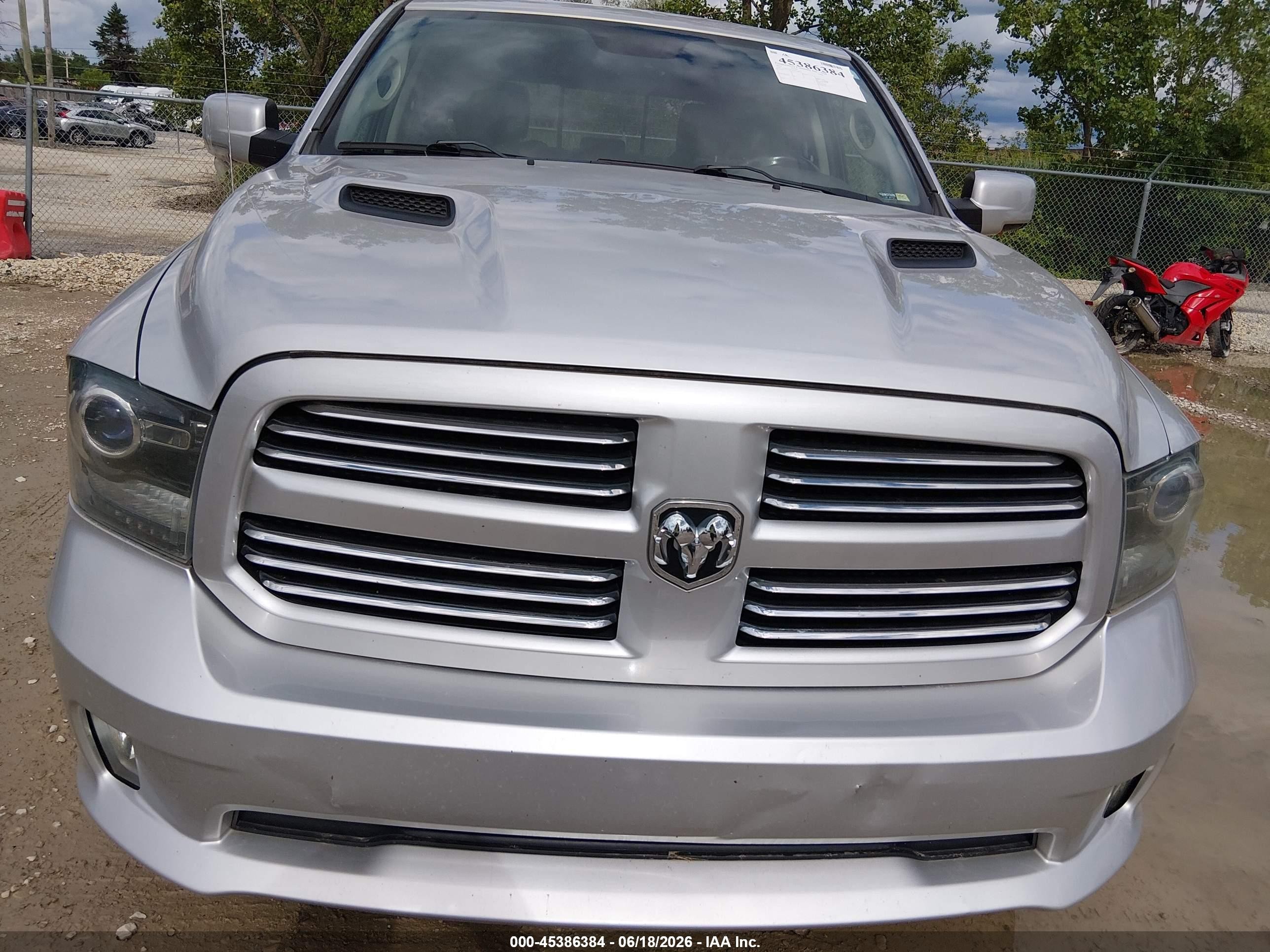 2013 Ram 1500 Sport Silver vin: 1C6RR7MT8DS536819