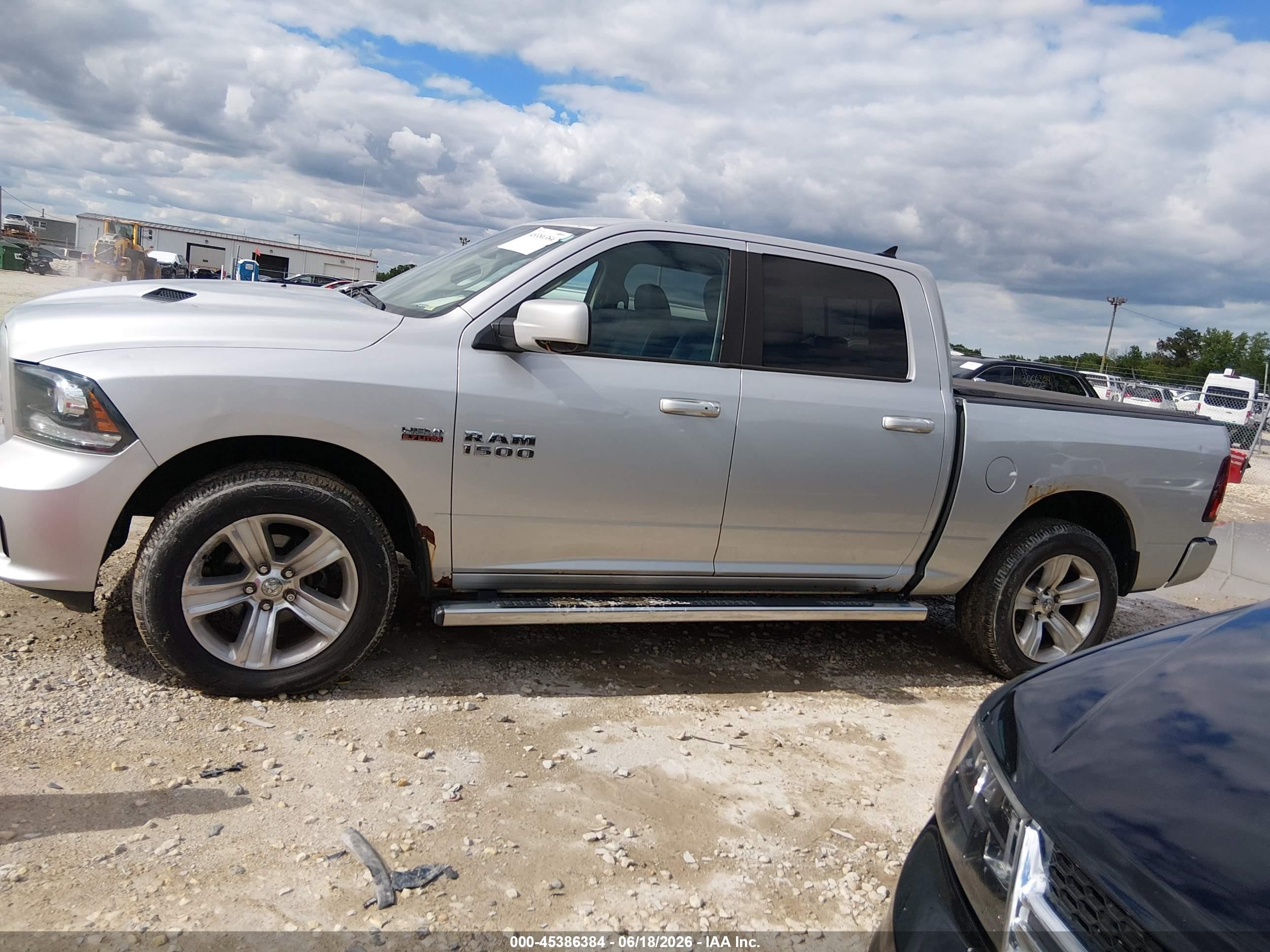 2013 Ram 1500 Sport Silver vin: 1C6RR7MT8DS536819