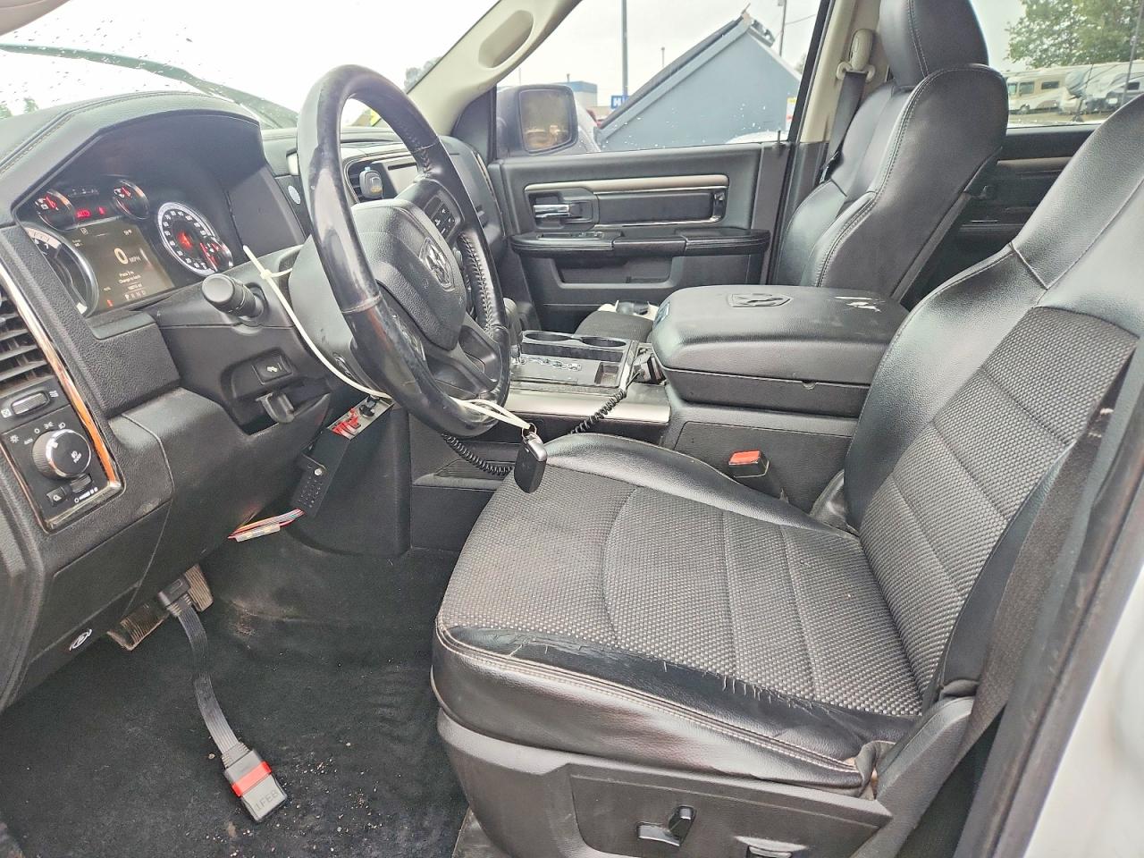 2013 Ram 1500 Sport White vin: 1C6RR7MT8DS552132