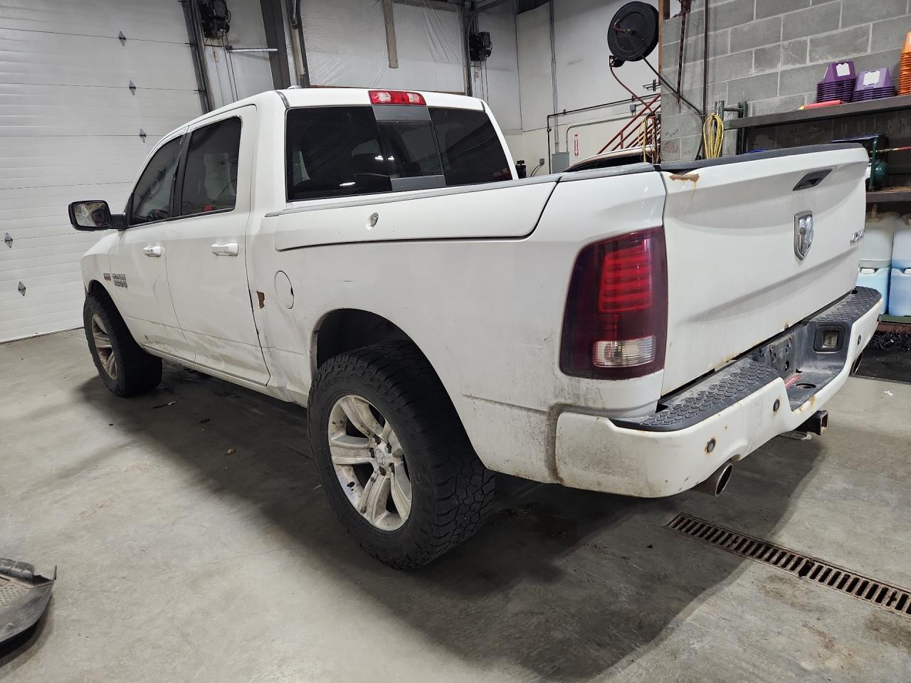 2013 Ram 1500 Sport White vin: 1C6RR7MT8DS552132 Damage: Left Bed Side, Multiple Scratches Heavy, 4