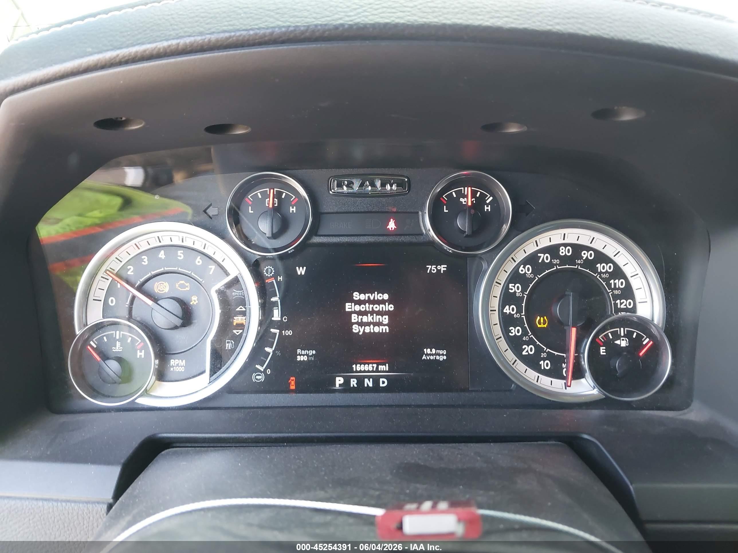 2014 Ram 1500 Sport White vin: 1C6RR7MT8ES110923