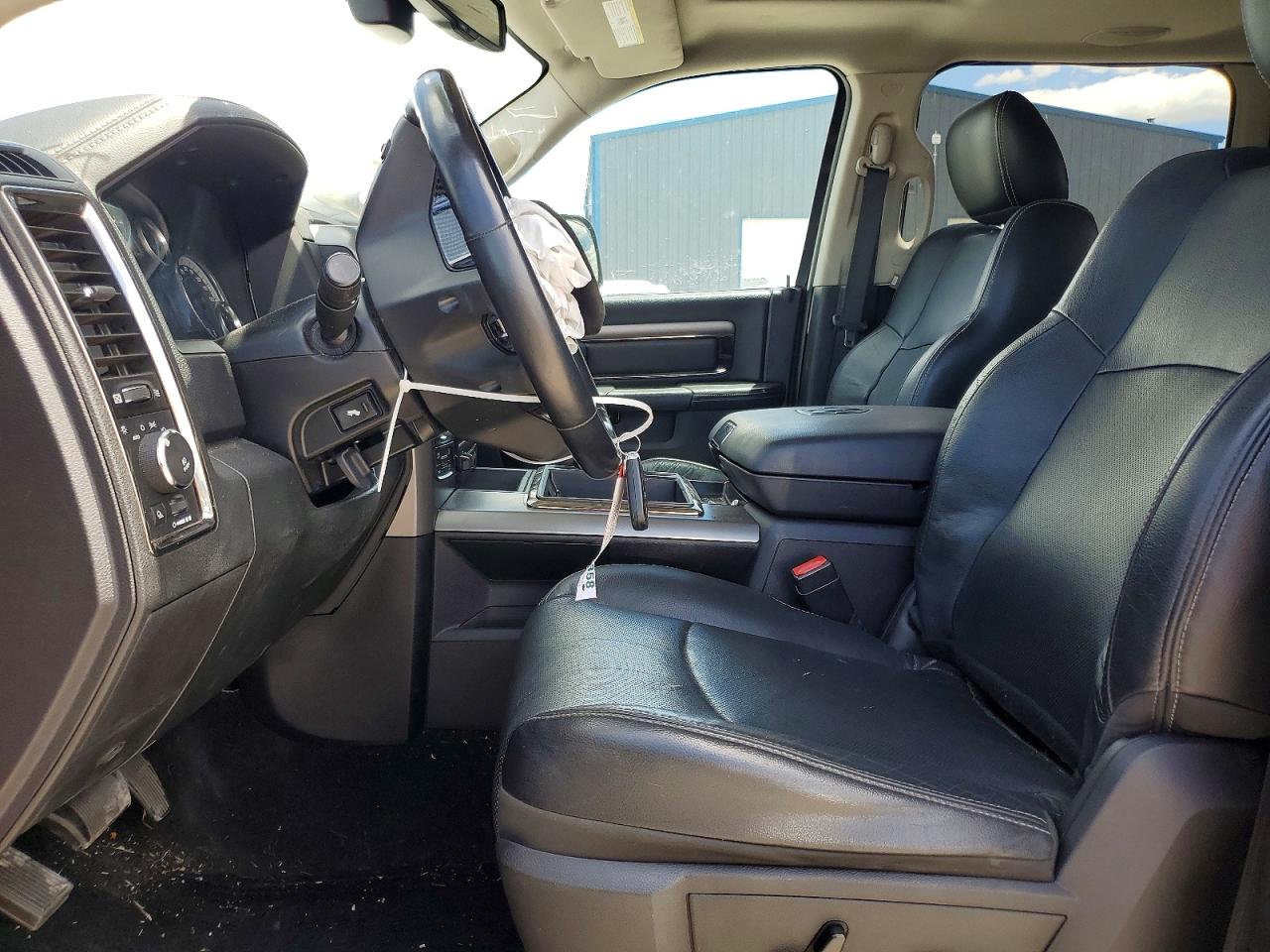 2014 Ram 1500 Sport Red vin: 1C6RR7MT8ES348027