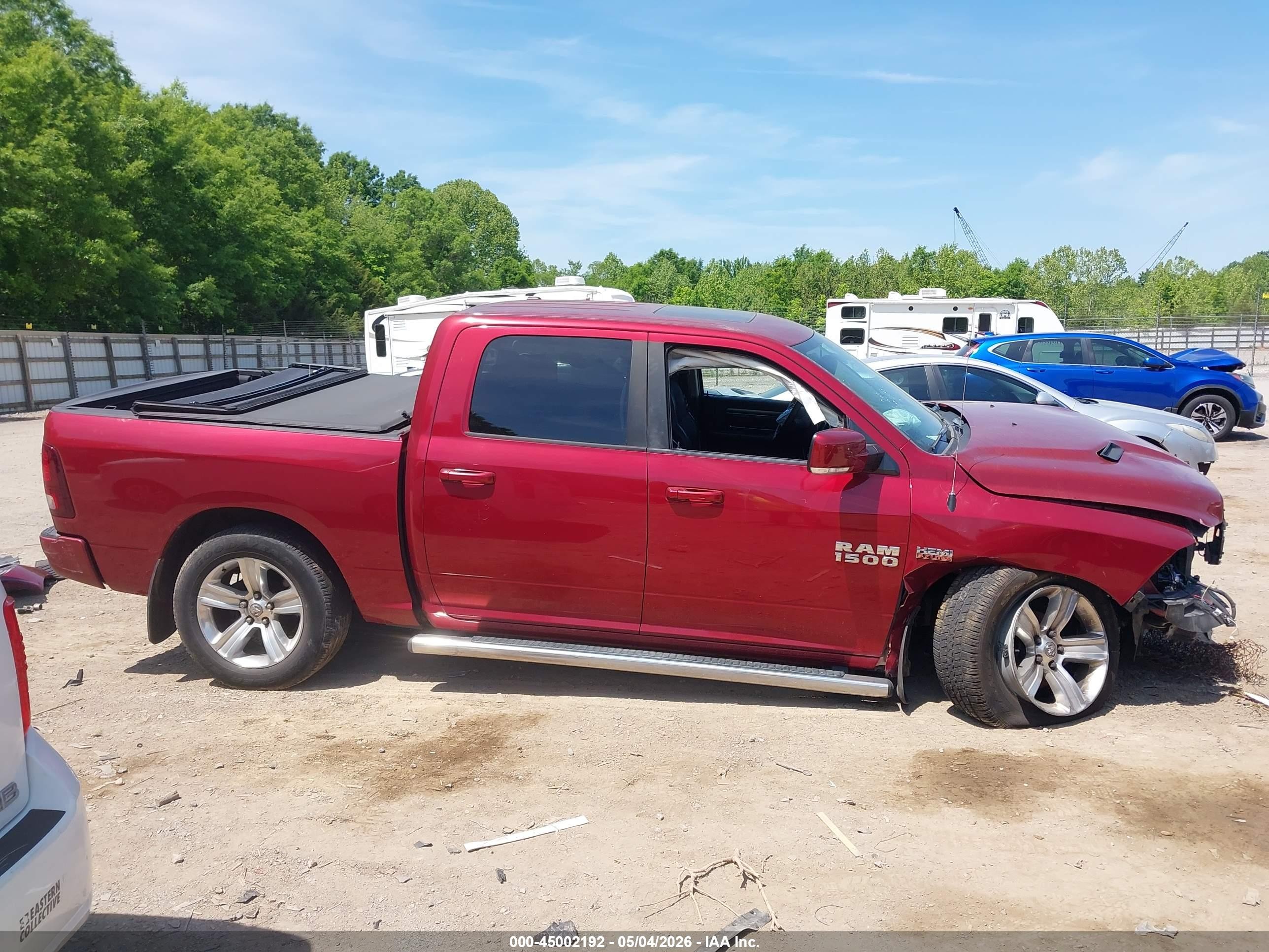 2015 Ram 1500 Sport Maroon vin: 1C6RR7MT8FS598384