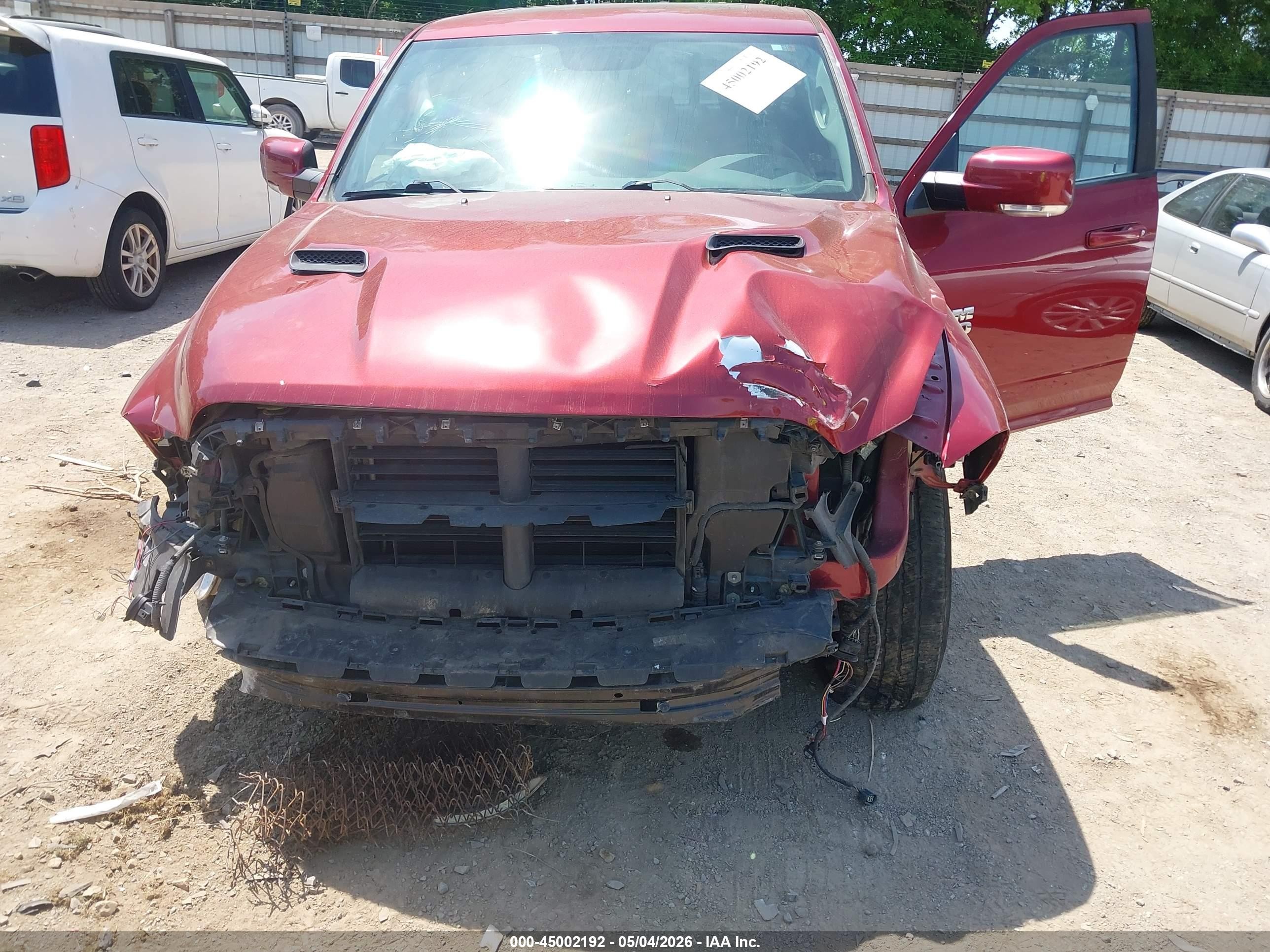 2015 Ram 1500 Sport Maroon vin: 1C6RR7MT8FS598384