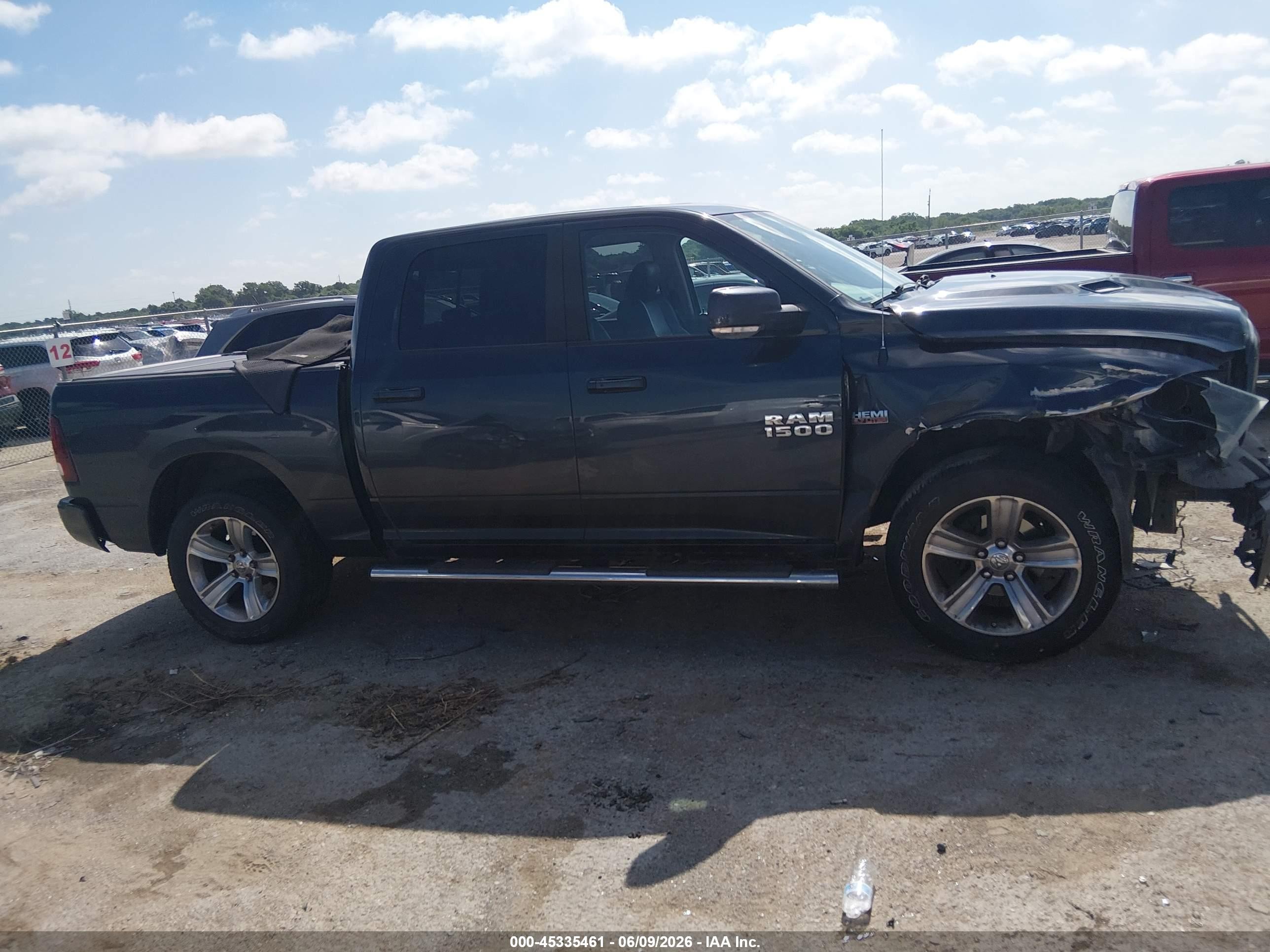 2015 Ram 1500 Sport Black vin: 1C6RR7MT8FS635370