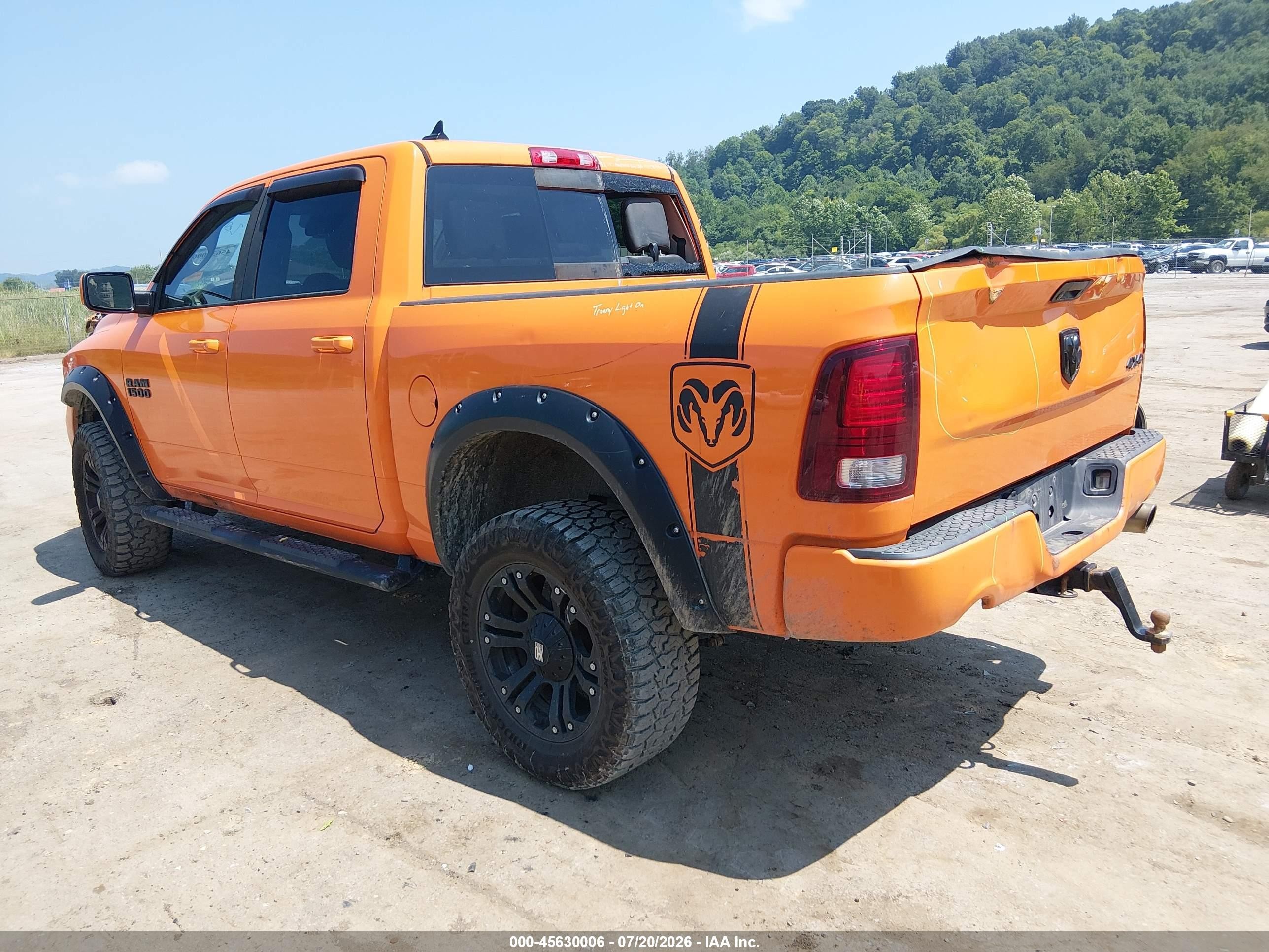 2015 Ram 1500 Sport Orange vin: 1C6RR7MT8FS702159