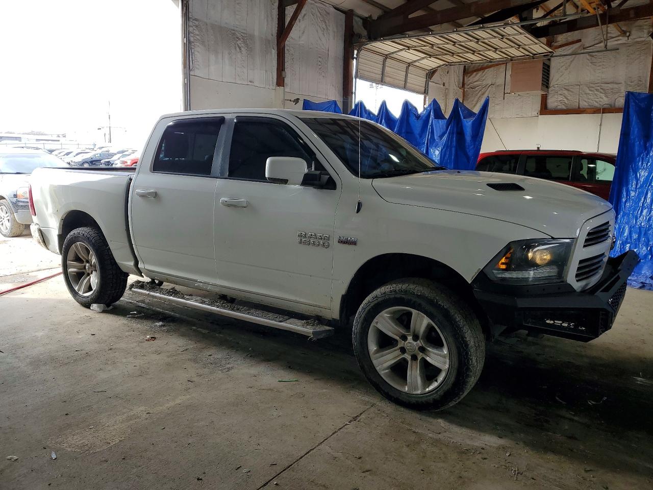 2015 Ram 1500 Sport White vin: 1C6RR7MT9FS698851