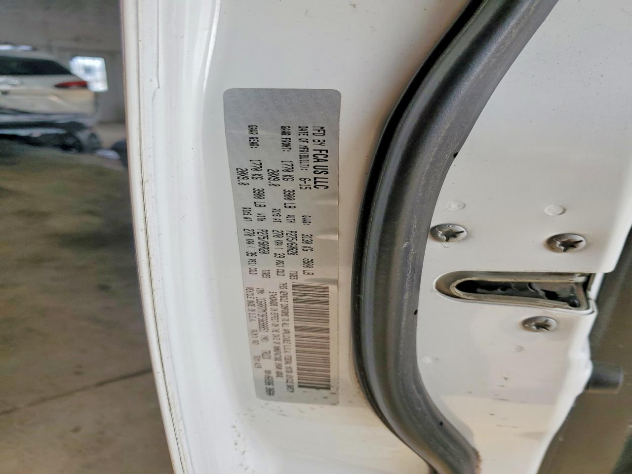 2015 Ram 1500 Sport White vin: 1C6RR7MT9FS698851