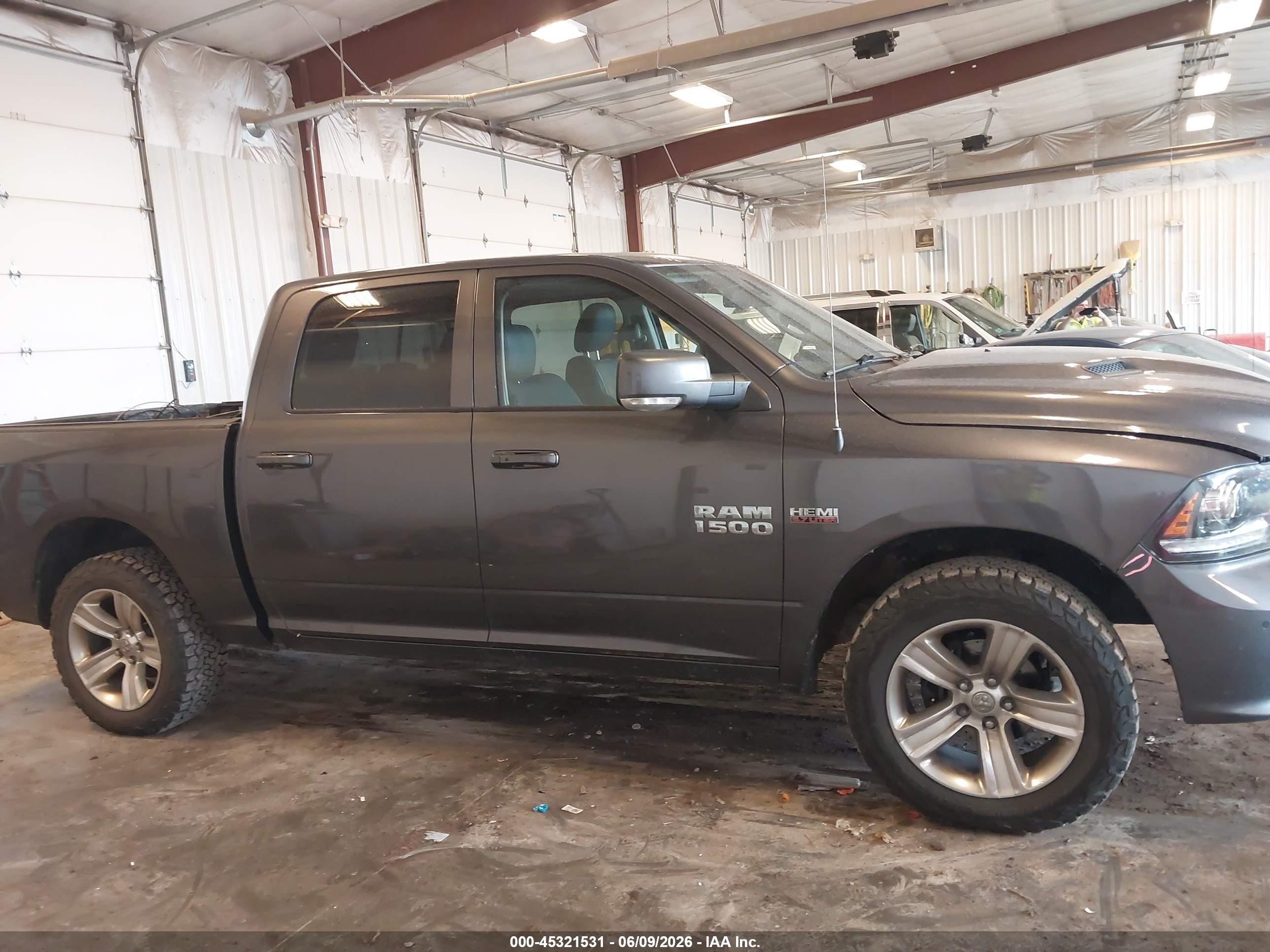 2015 Ram 1500 Sport Gray vin: 1C6RR7MTXFS637007