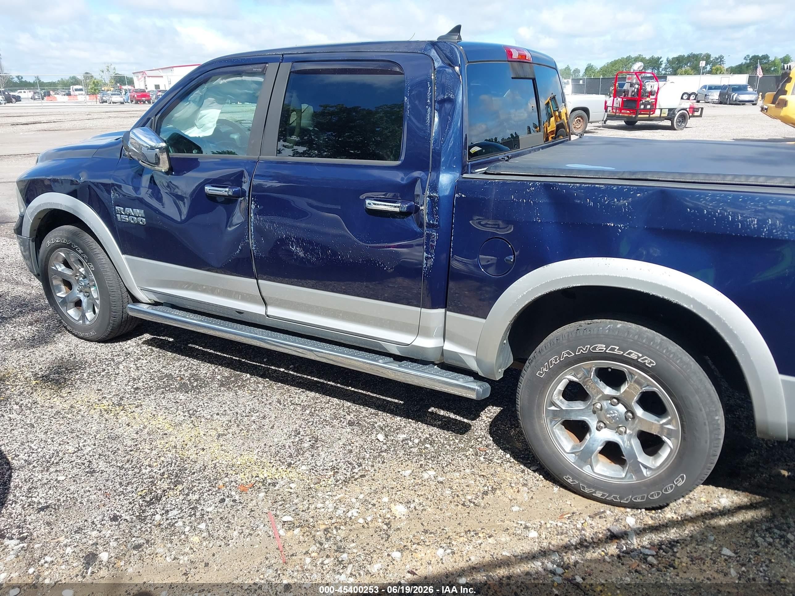 2015 Ram 1500 Laramie Dark Blue vin: 1C6RR7NG9FS733518