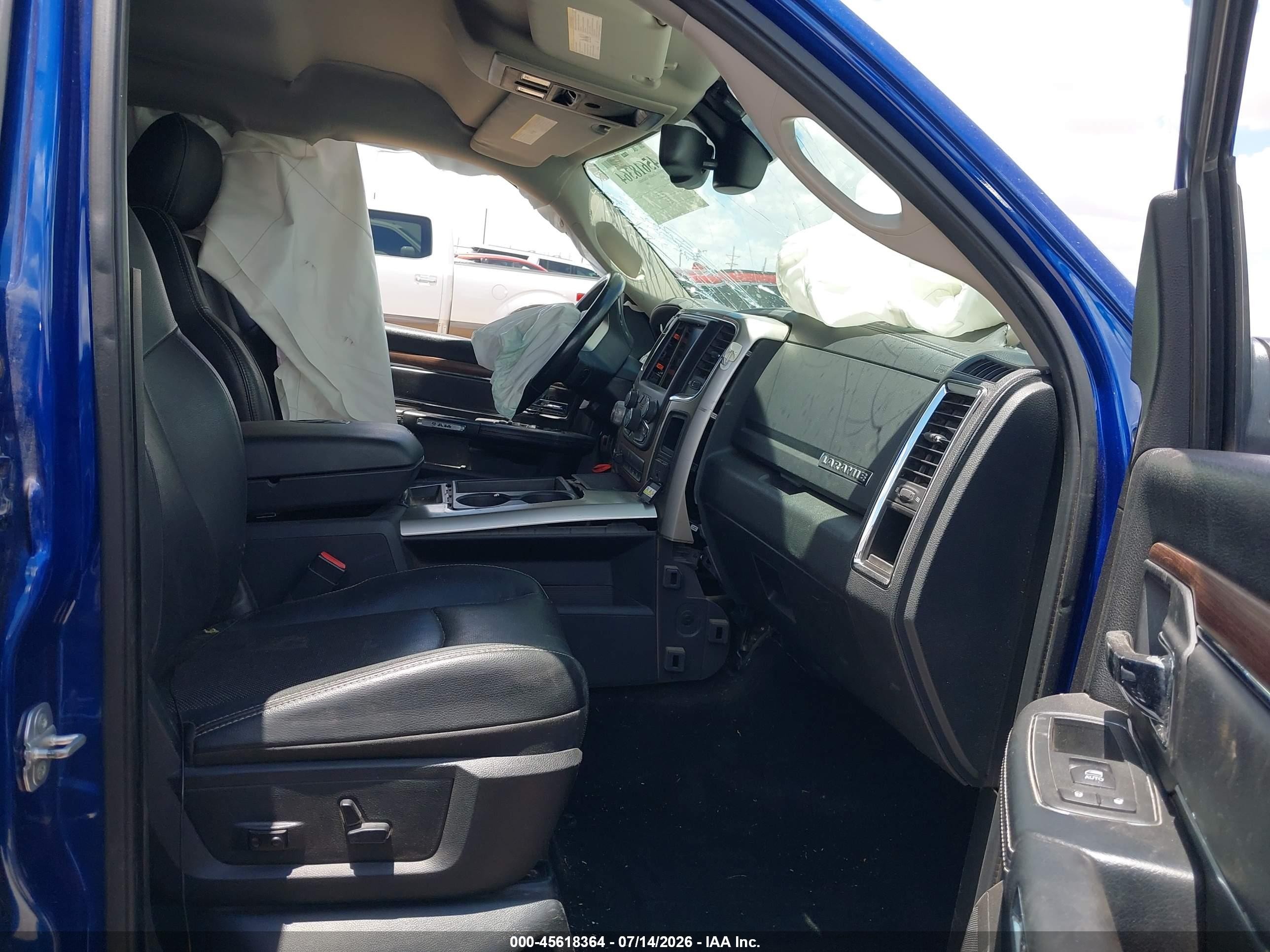 2015 Ram 1500 Laramie Blue vin: 1C6RR7NM0FS531673