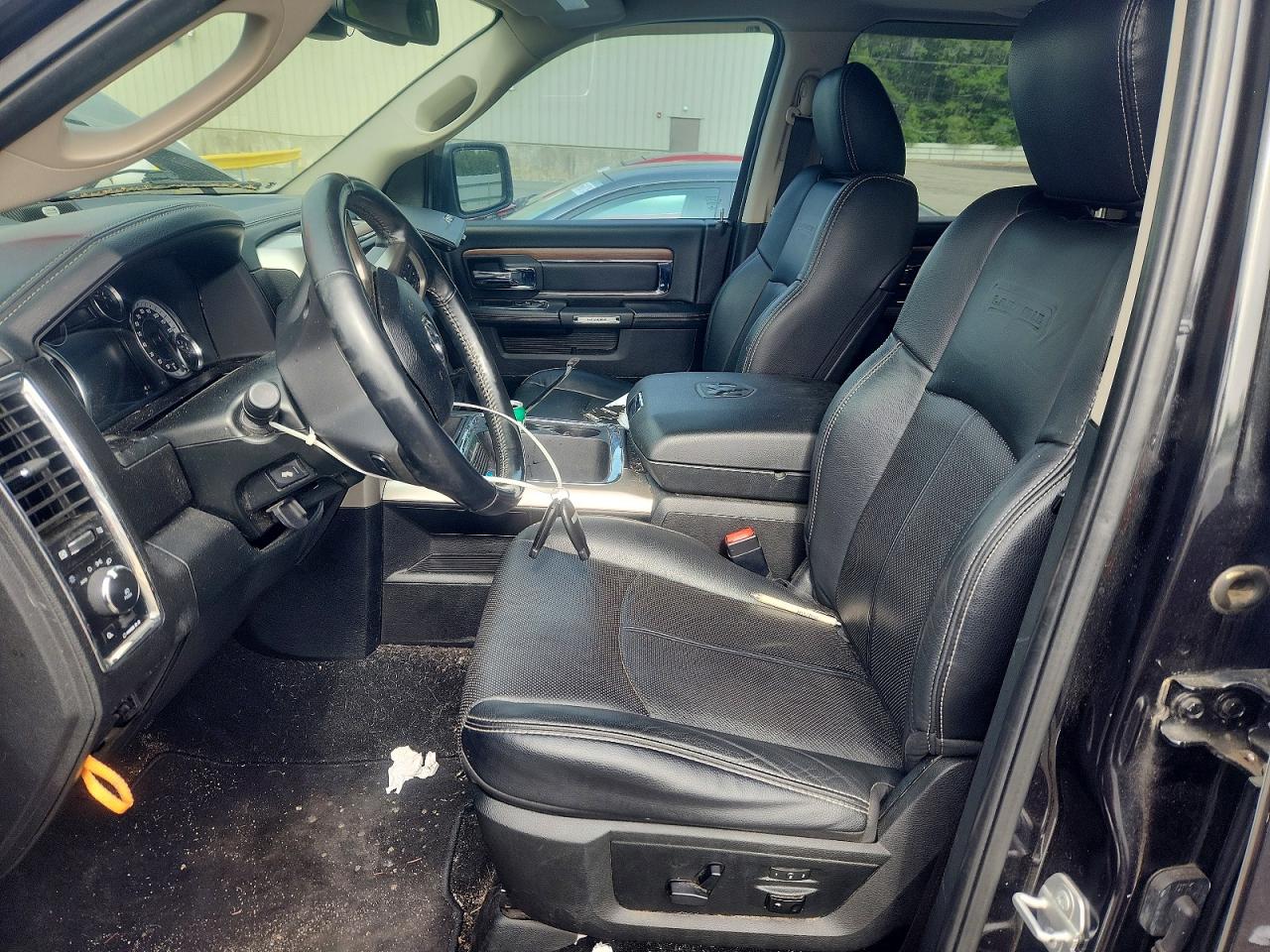 2018 Ram 1500 Laramie Black vin: 1C6RR7NM1JS258297