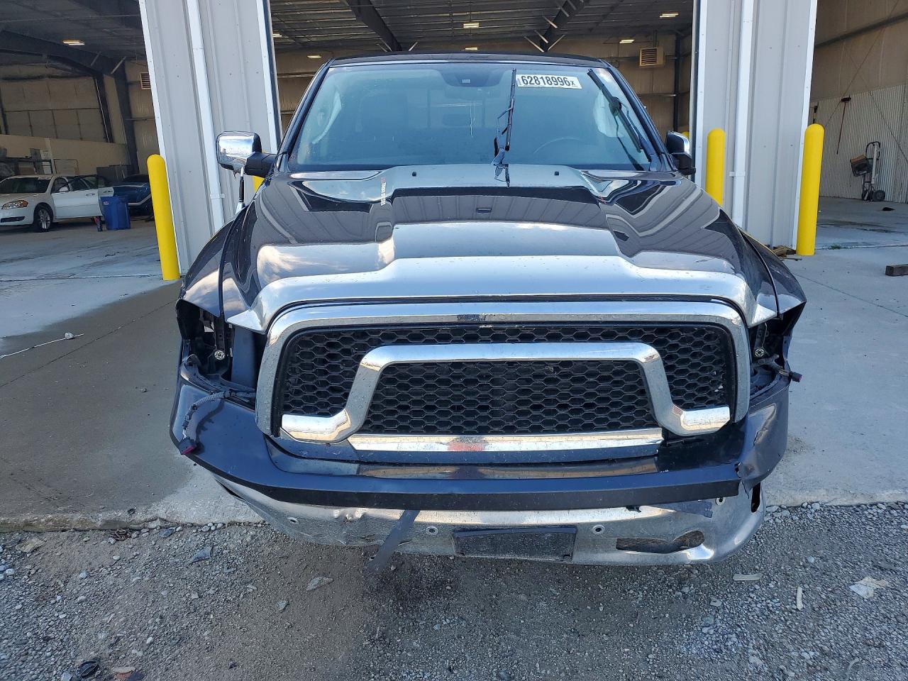 2015 Ram 1500 Laramie Gray vin: 1C6RR7NM2FS727968