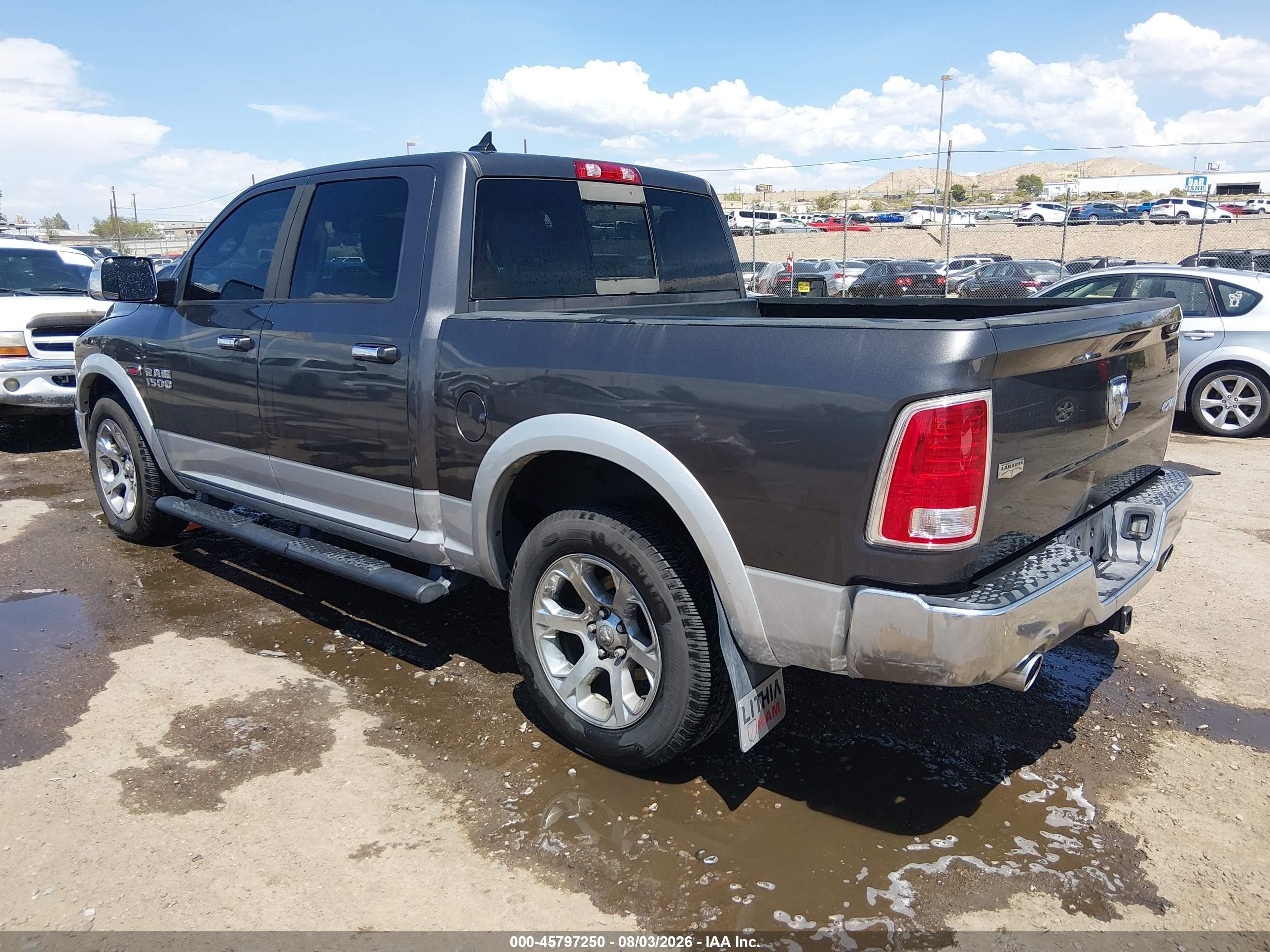 2015 Ram 1500 Laramie Gray vin: 1C6RR7NM4FS687957