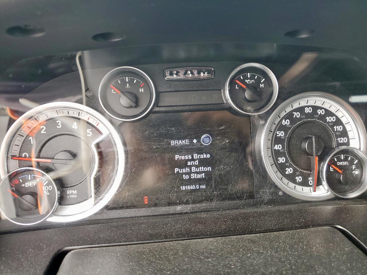 2015 Ram 1500 Laramie White vin: 1C6RR7NM5FS678989