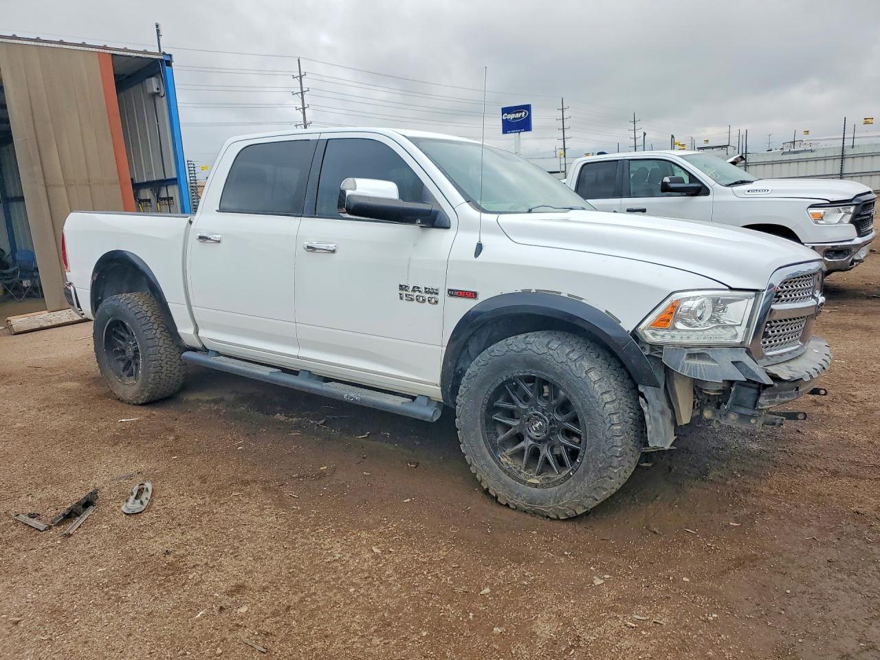 2015 Ram 1500 Laramie White vin: 1C6RR7NM6FS707383