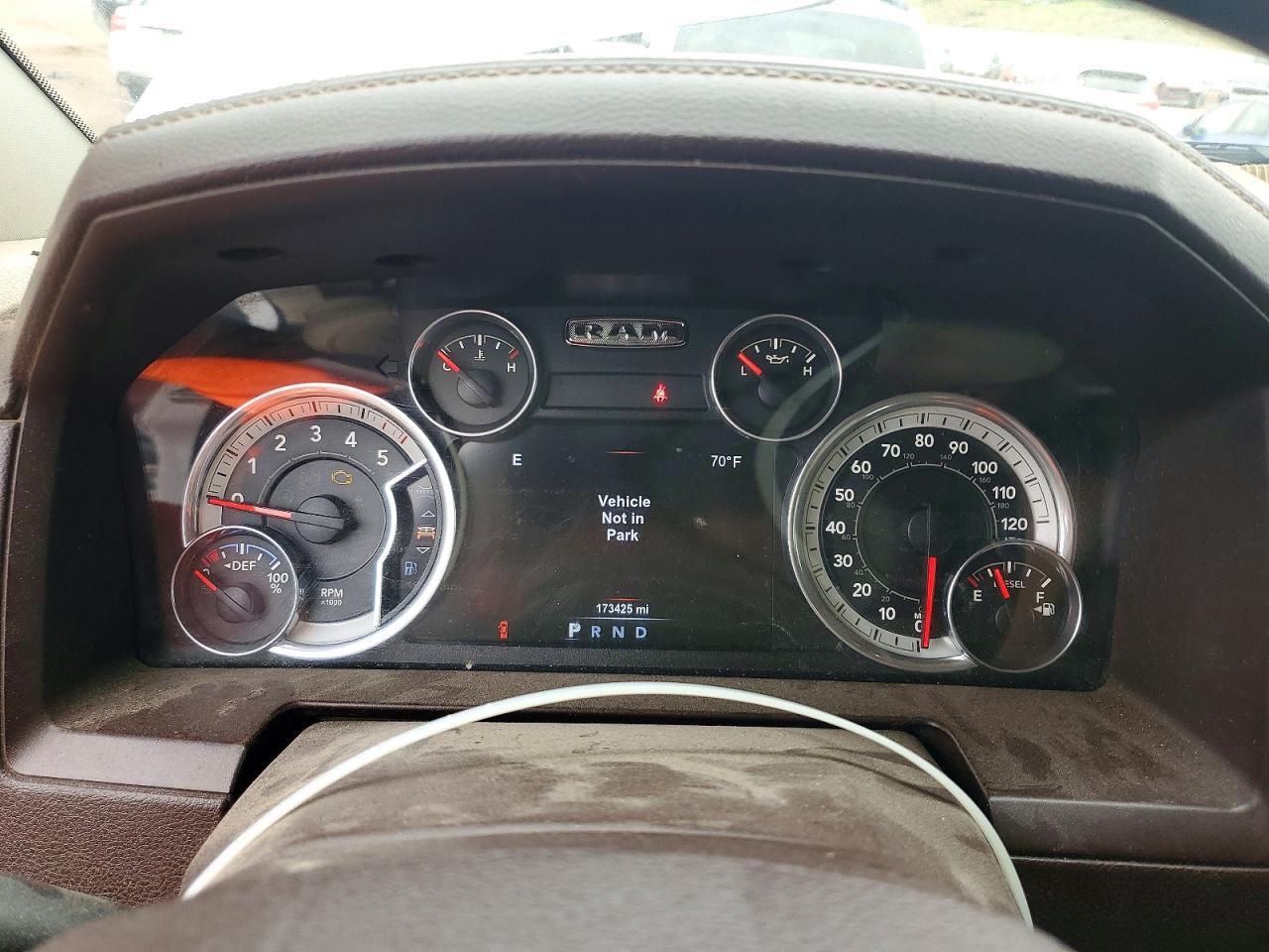 2015 Ram 1500 Laramie White vin: 1C6RR7NM6FS707383