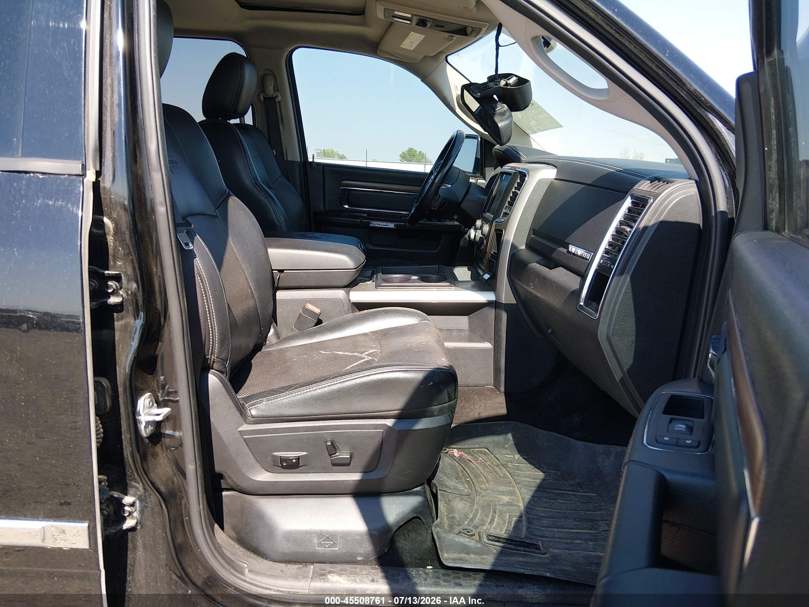 2015 Ram 1500 Laramie Black vin: 1C6RR7NM9FS567894