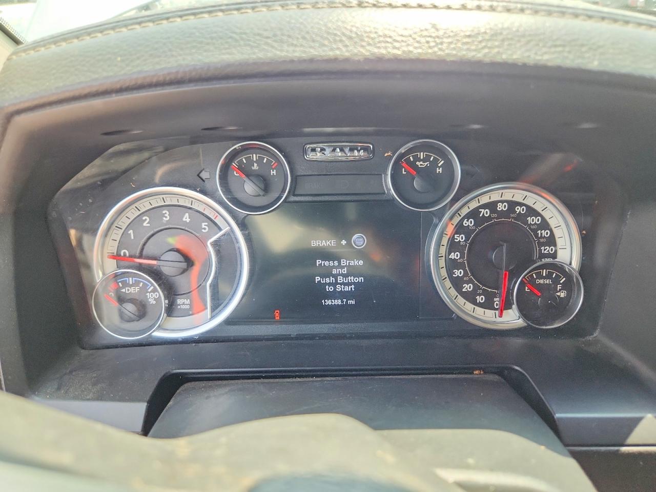 2015 Ram 1500 Laramie Silver vin: 1C6RR7NM9FS658180