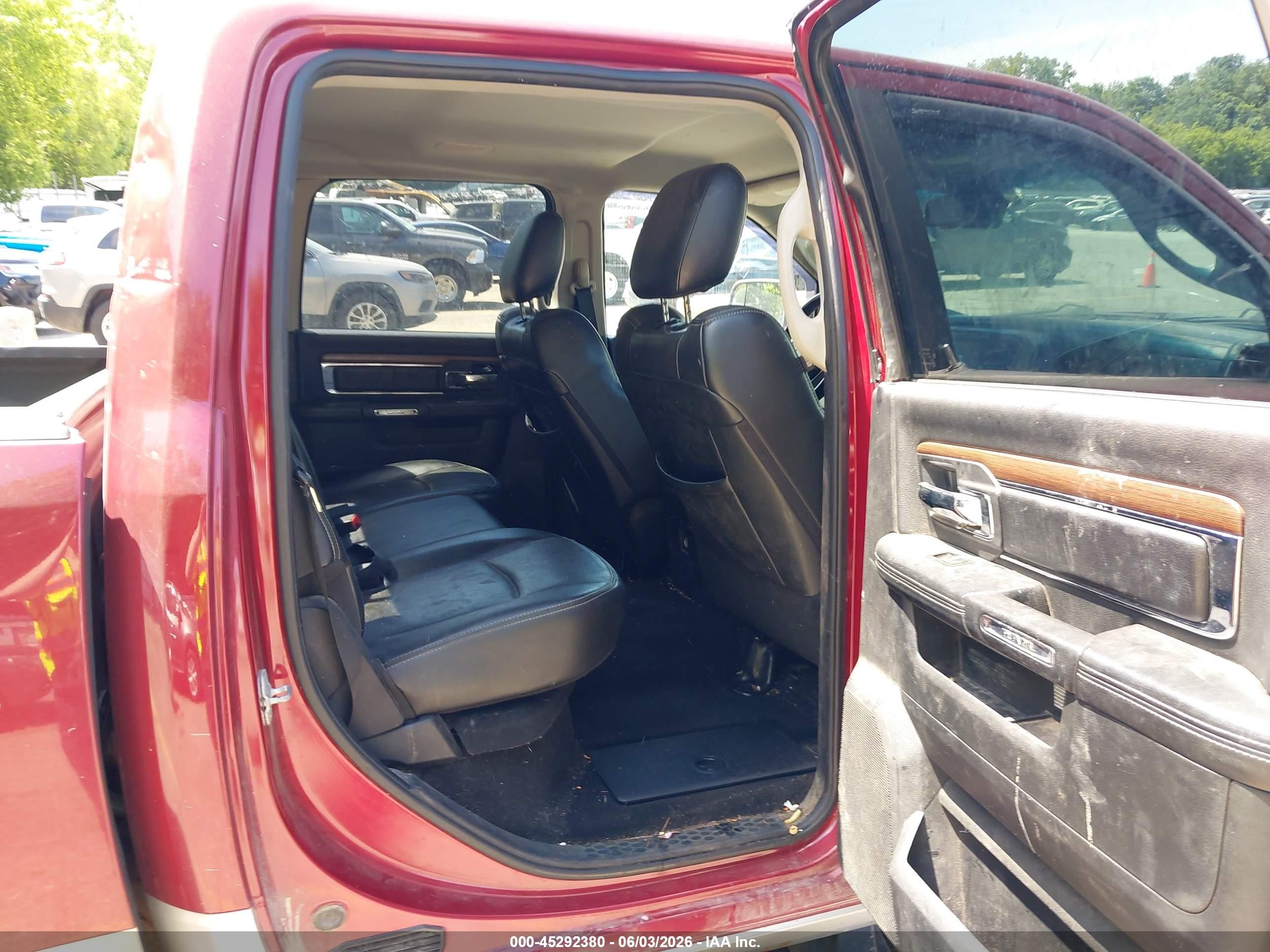 2013 Ram 1500 Laramie Красный vin: 1C6RR7NT0DS518023