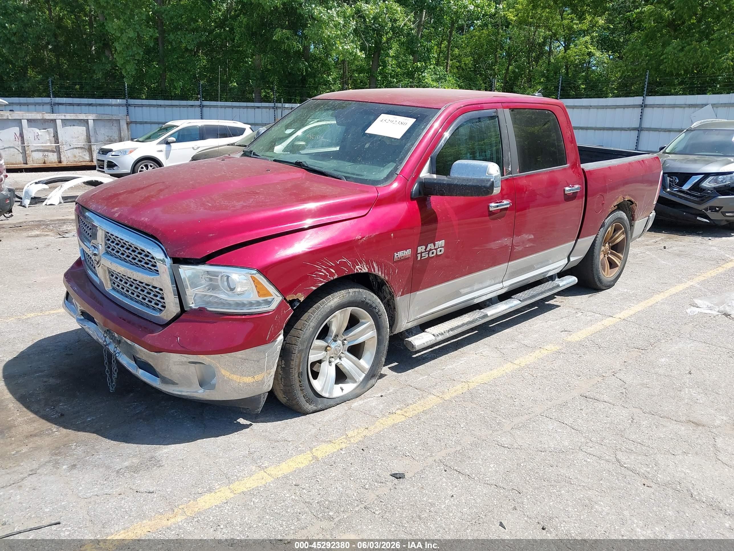 2013 Ram 1500 Laramie Красный vin: 1C6RR7NT0DS518023
