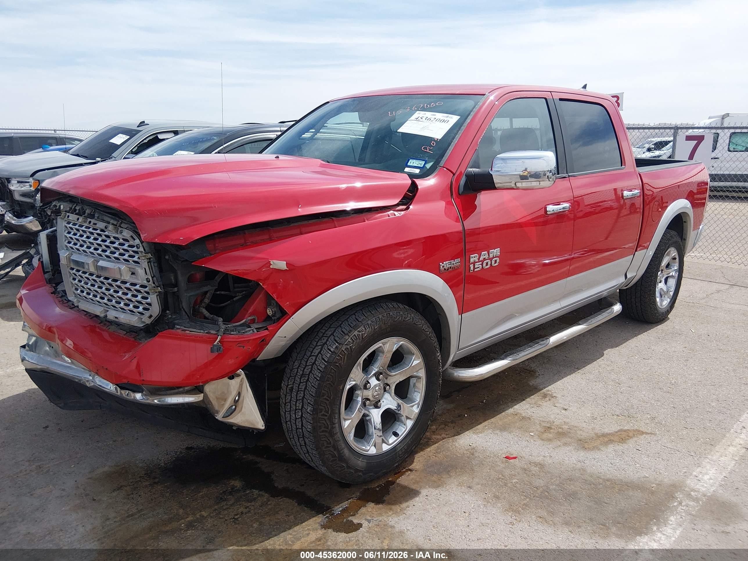 2014 Ram 1500 Laramie Red vin: 1C6RR7NT0ES342690